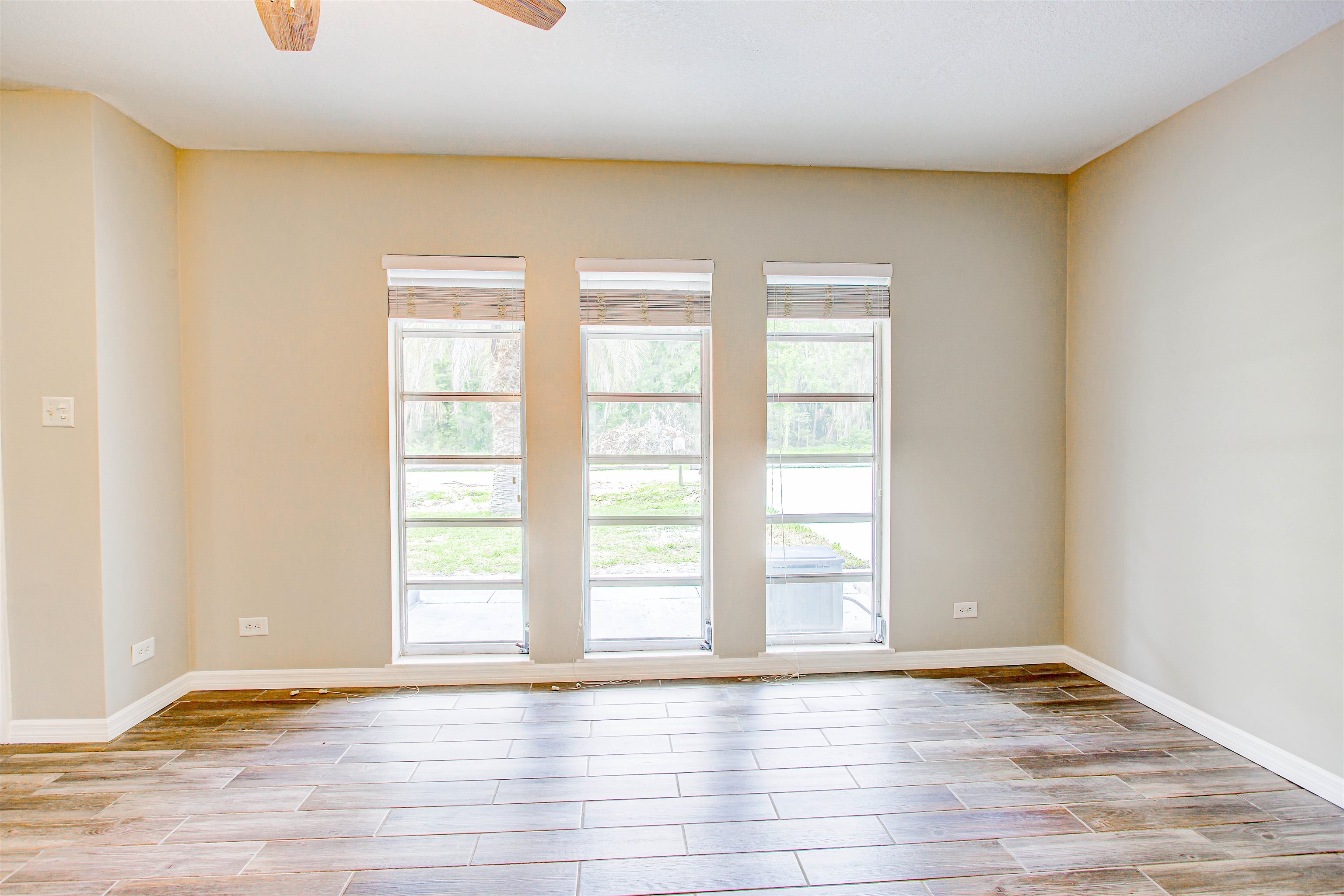 Image 9 of 51 For 138 Hicks Ave