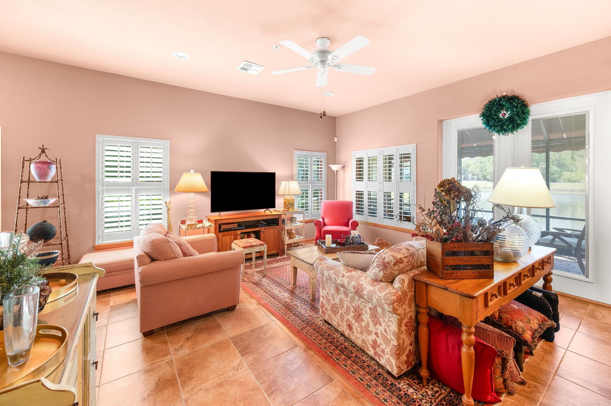 Image 13 of 42 For 99 Grand Ravine Dr