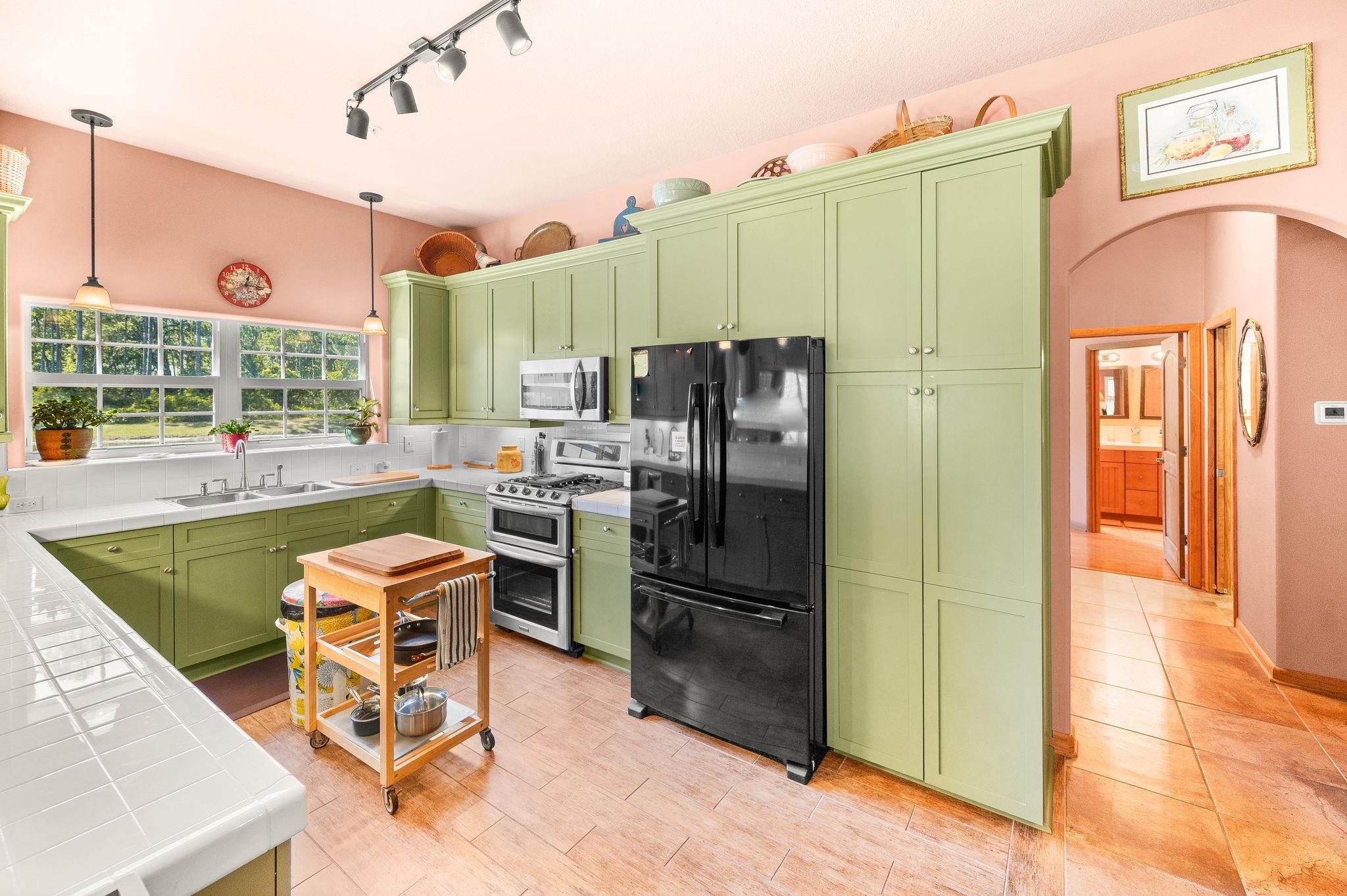 Image 19 of 42 For 99 Grand Ravine Dr