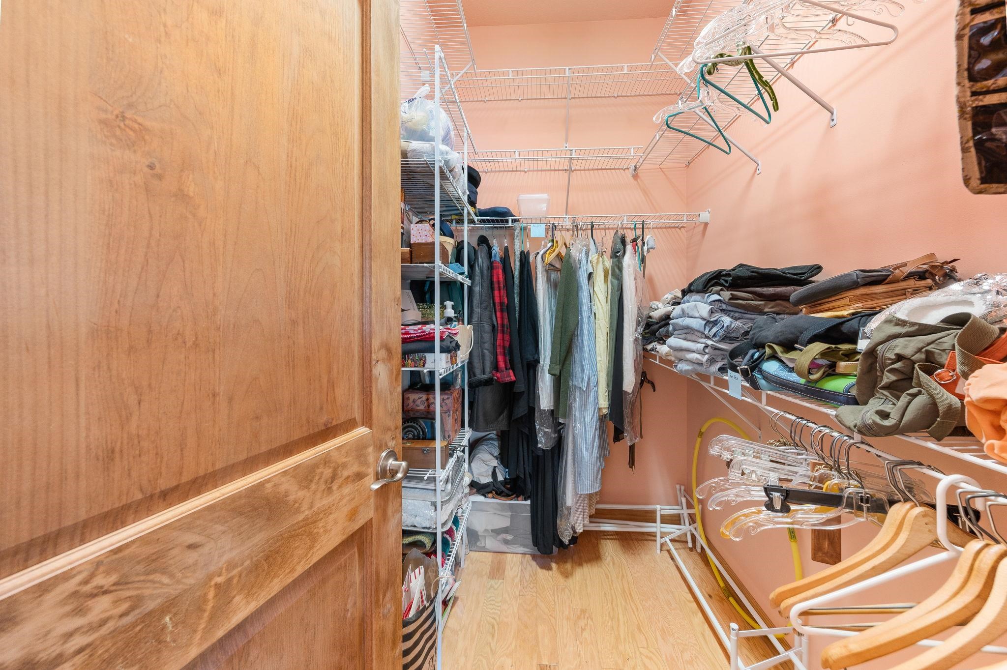 Image 31 of 42 For 99 Grand Ravine Dr