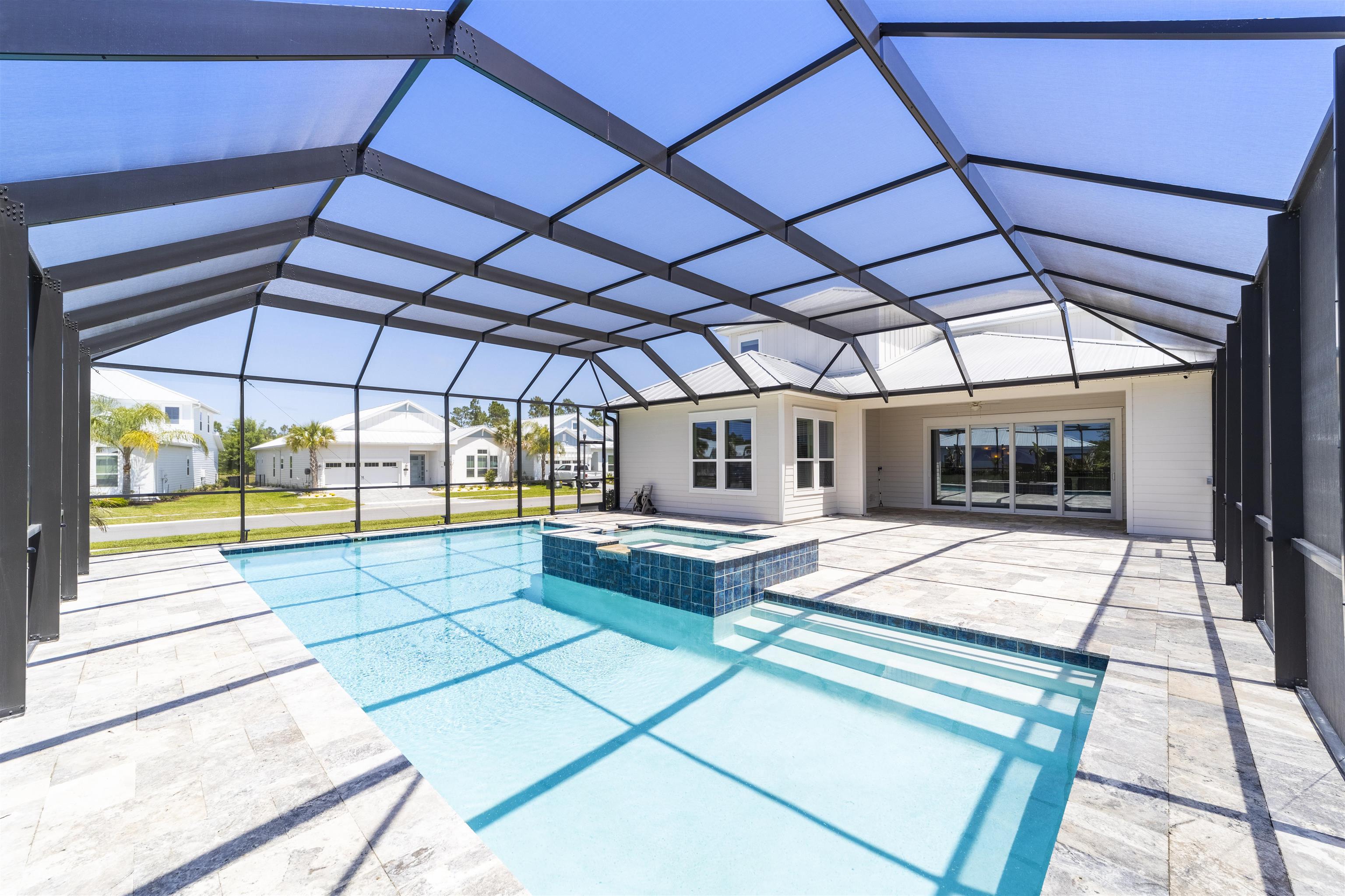 Image 11 of 81 For 261 Waterline Dr