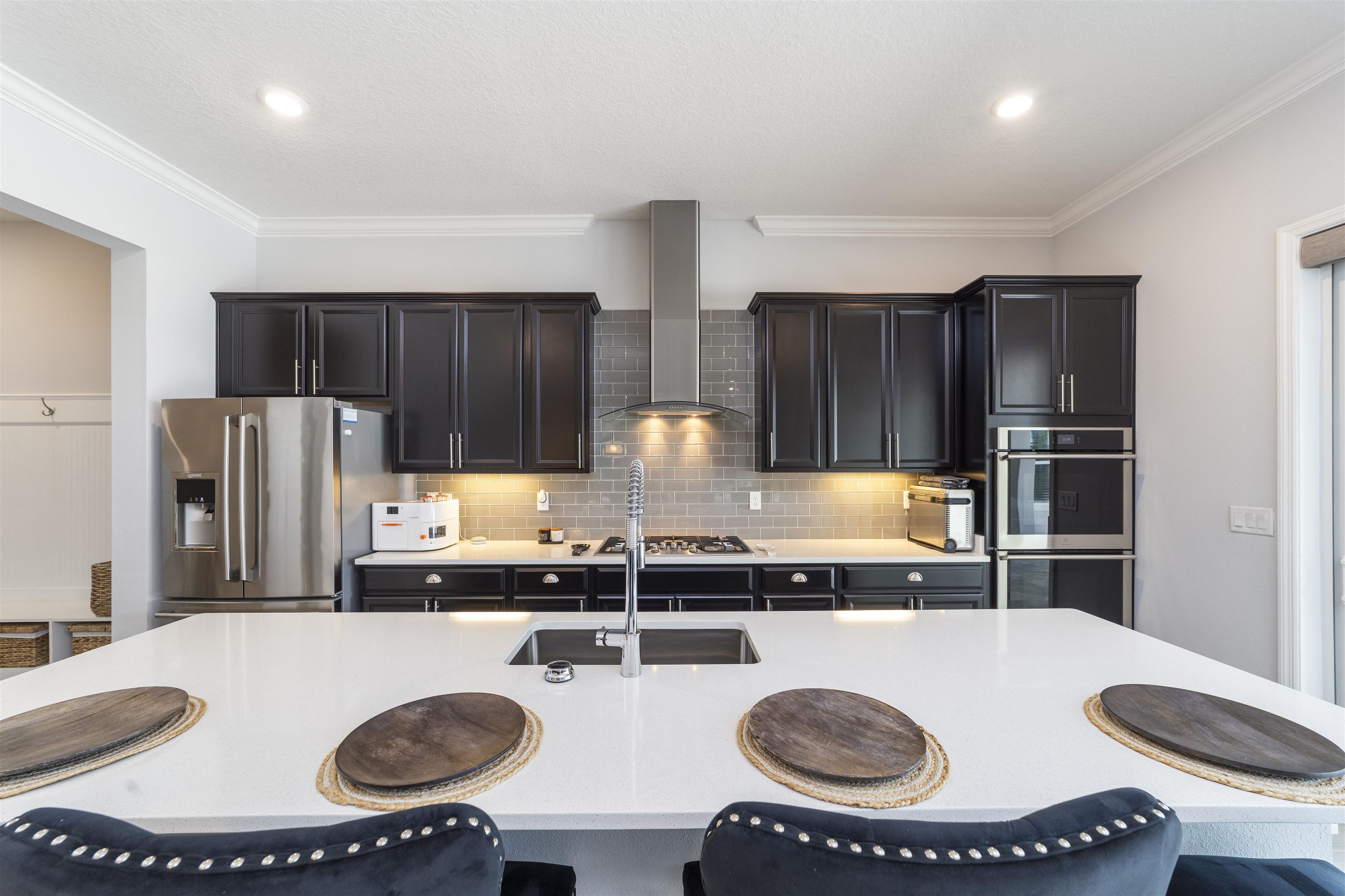 Image 21 of 81 For 261 Waterline Dr