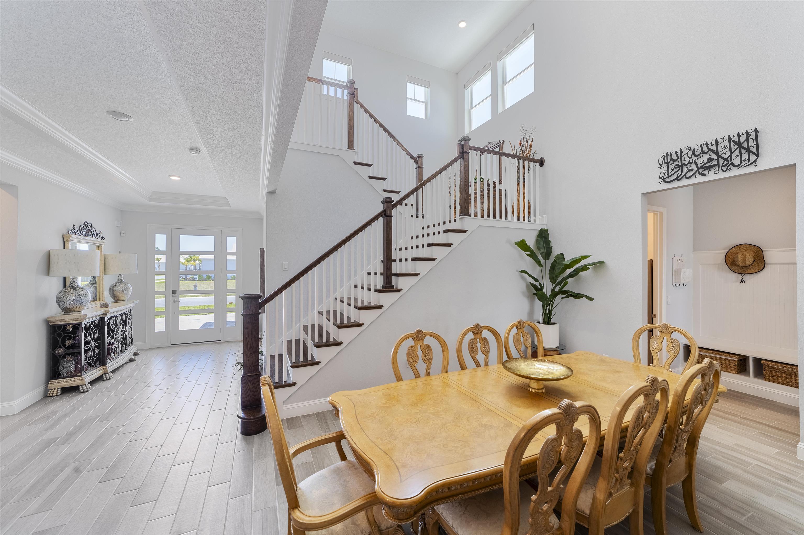 Image 31 of 81 For 261 Waterline Dr