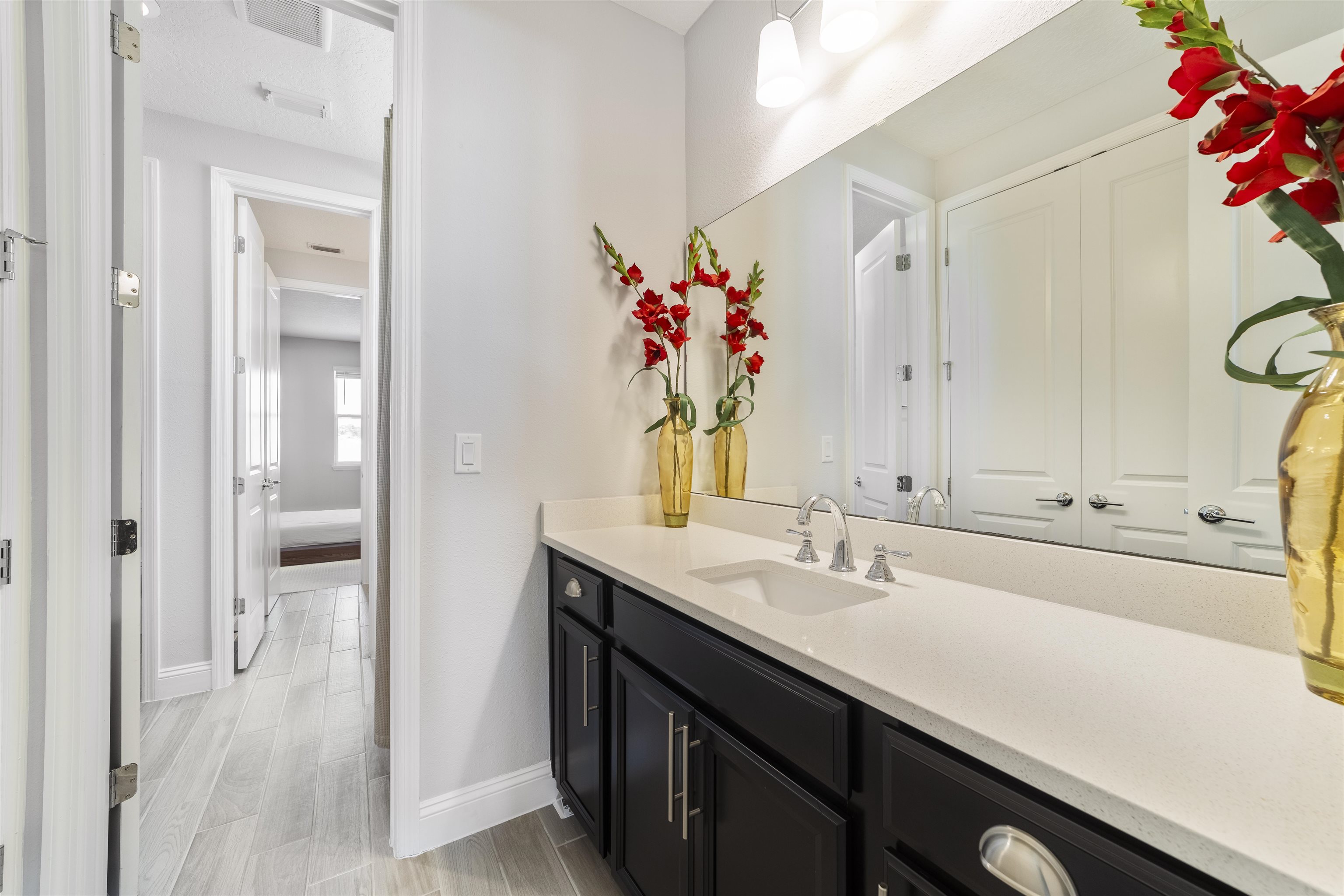 Image 66 of 81 For 261 Waterline Dr