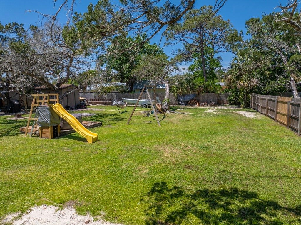 Image 13 of 14 For 204 Coquina Ave