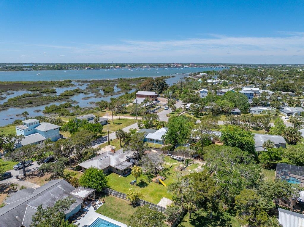 Image 8 of 14 For 204 Coquina Ave