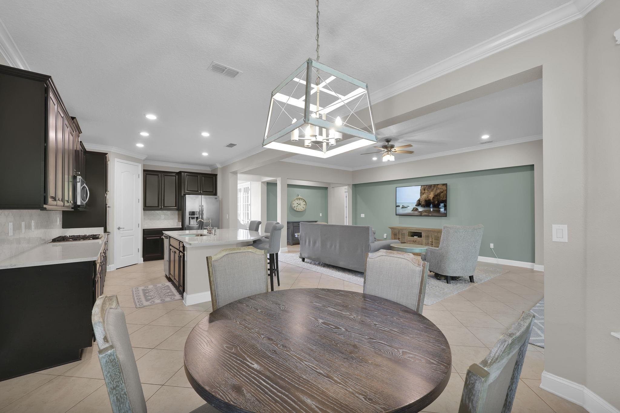 Image 7 of 38 For 2790 Las Calinas Boulevard