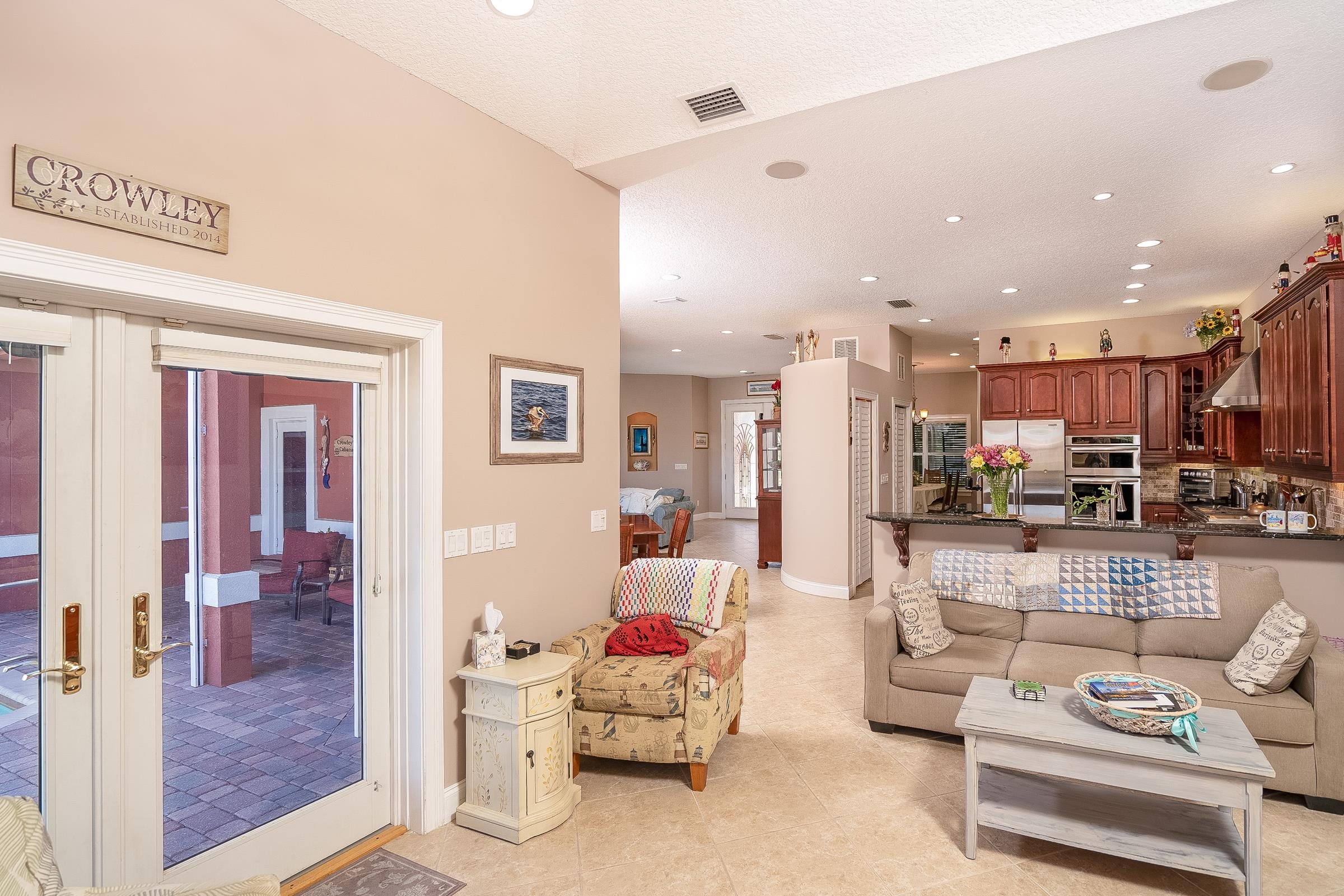 Image 16 of 79 For 219 Coquina Ave