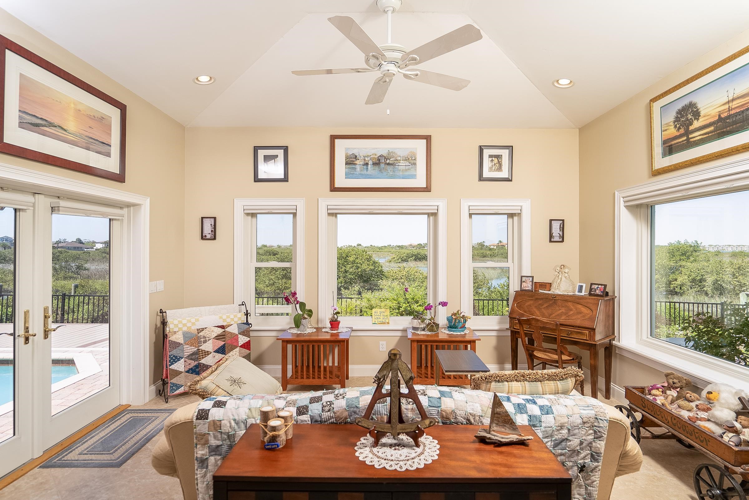 Image 19 of 79 For 219 Coquina Ave