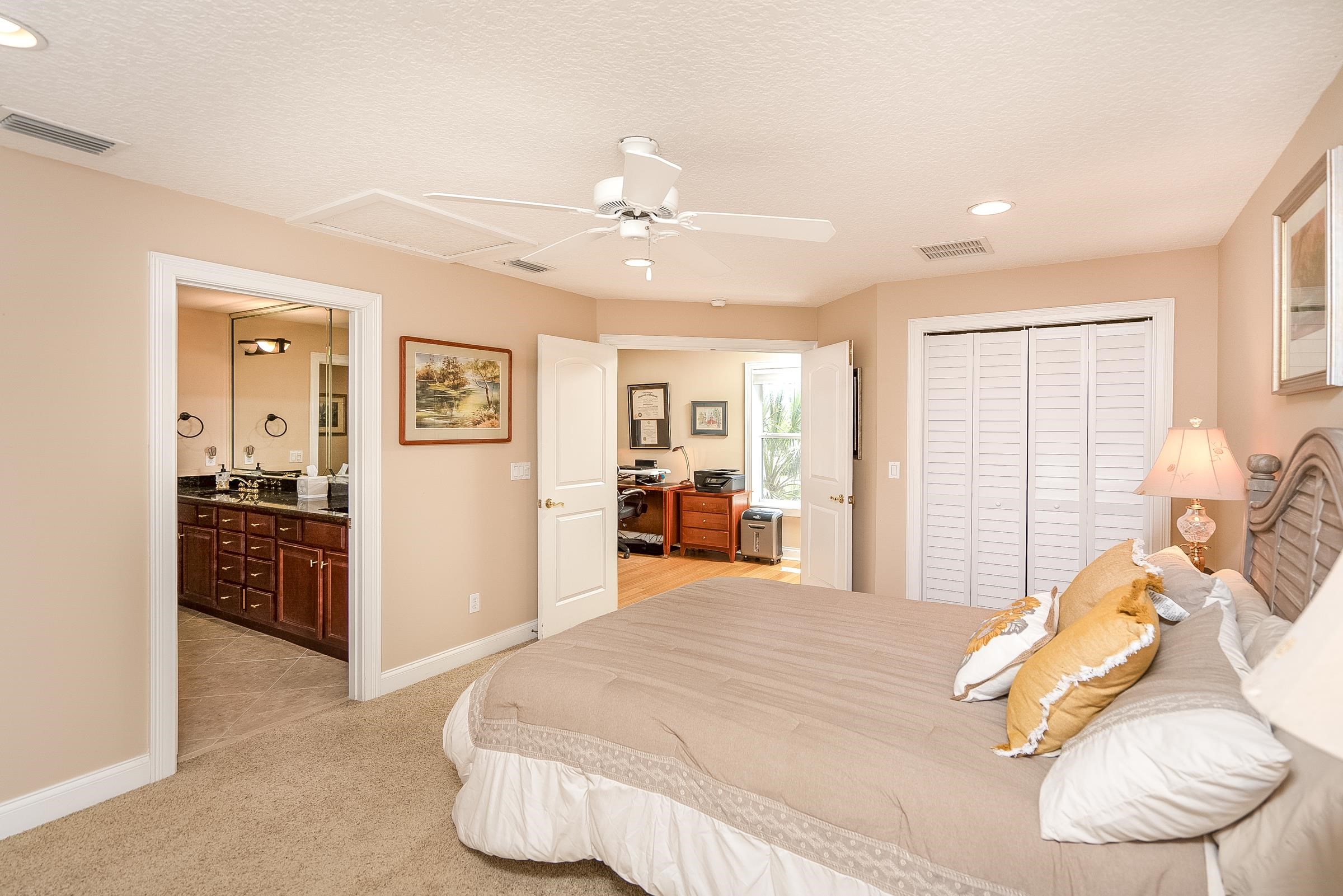 Image 32 of 79 For 219 Coquina Ave