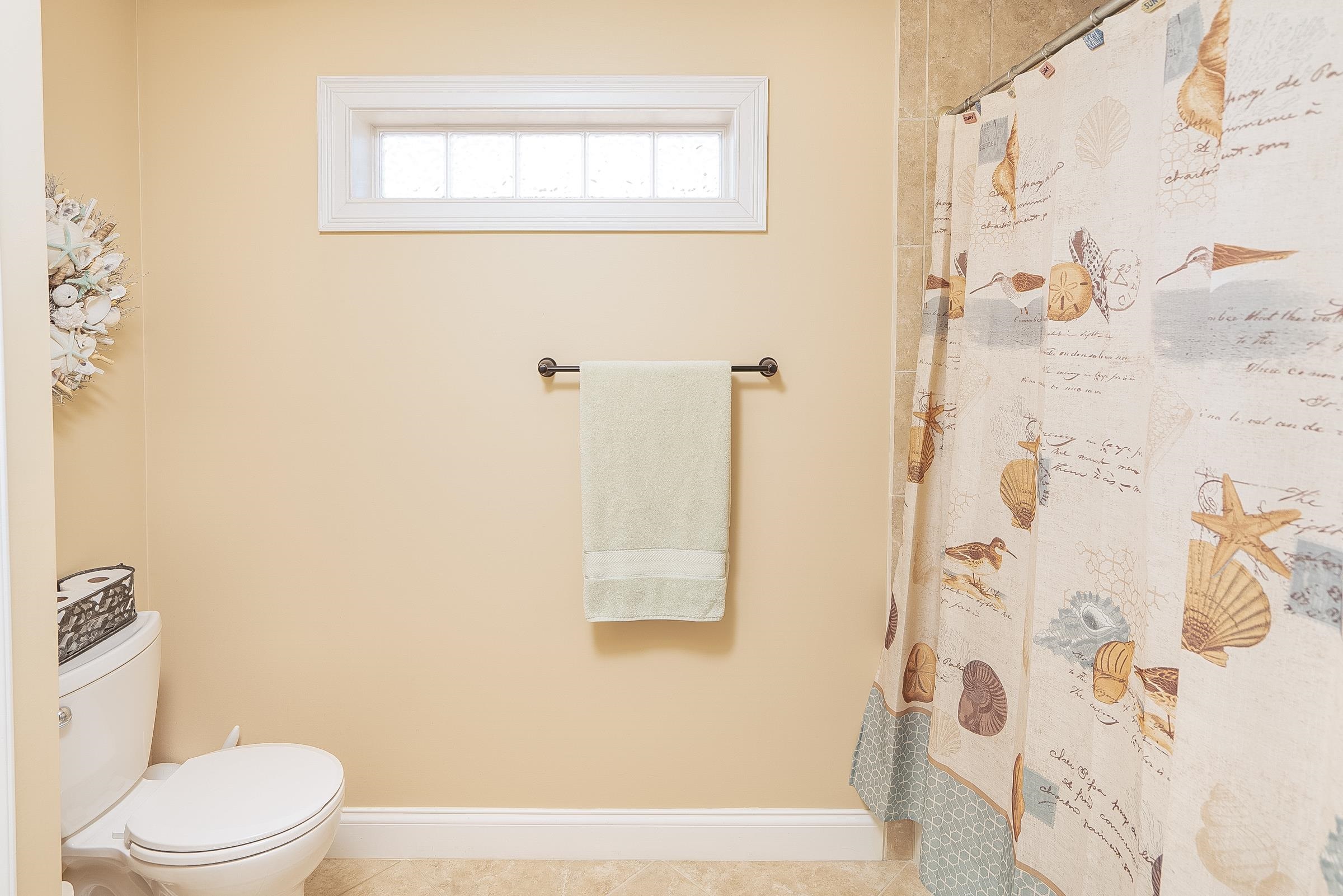 Image 34 of 79 For 219 Coquina Ave