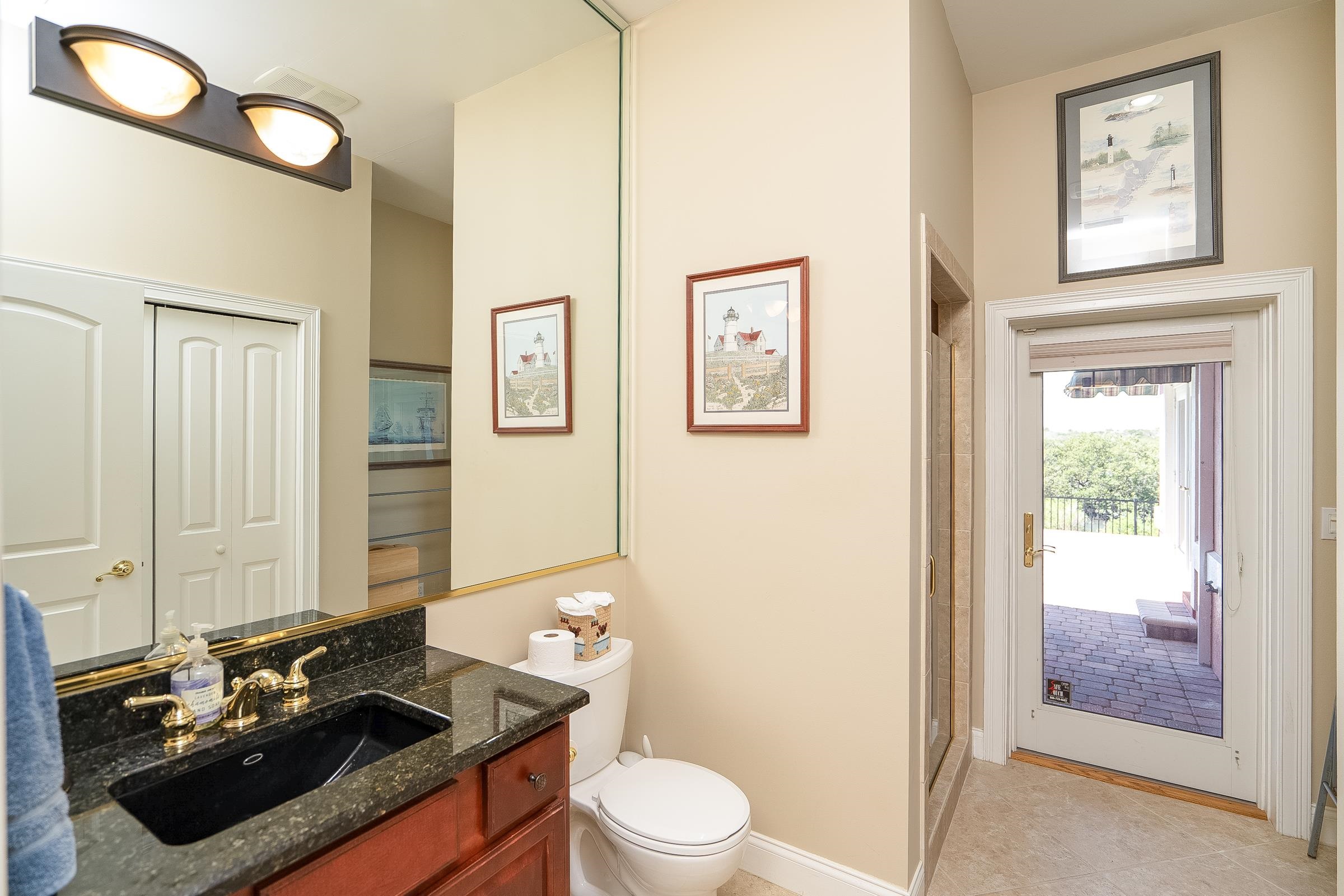 Image 39 of 79 For 219 Coquina Ave