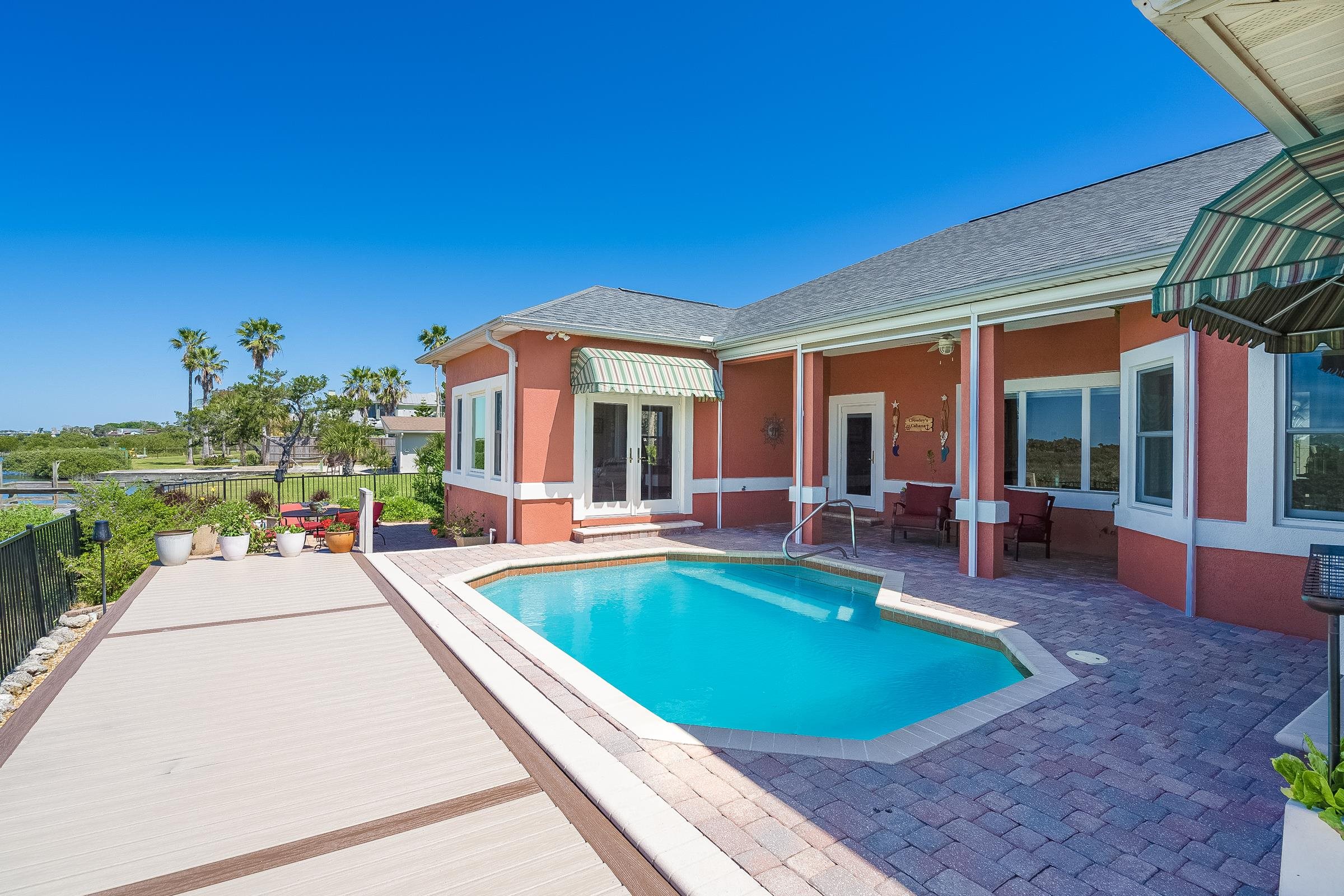 Image 49 of 79 For 219 Coquina Ave