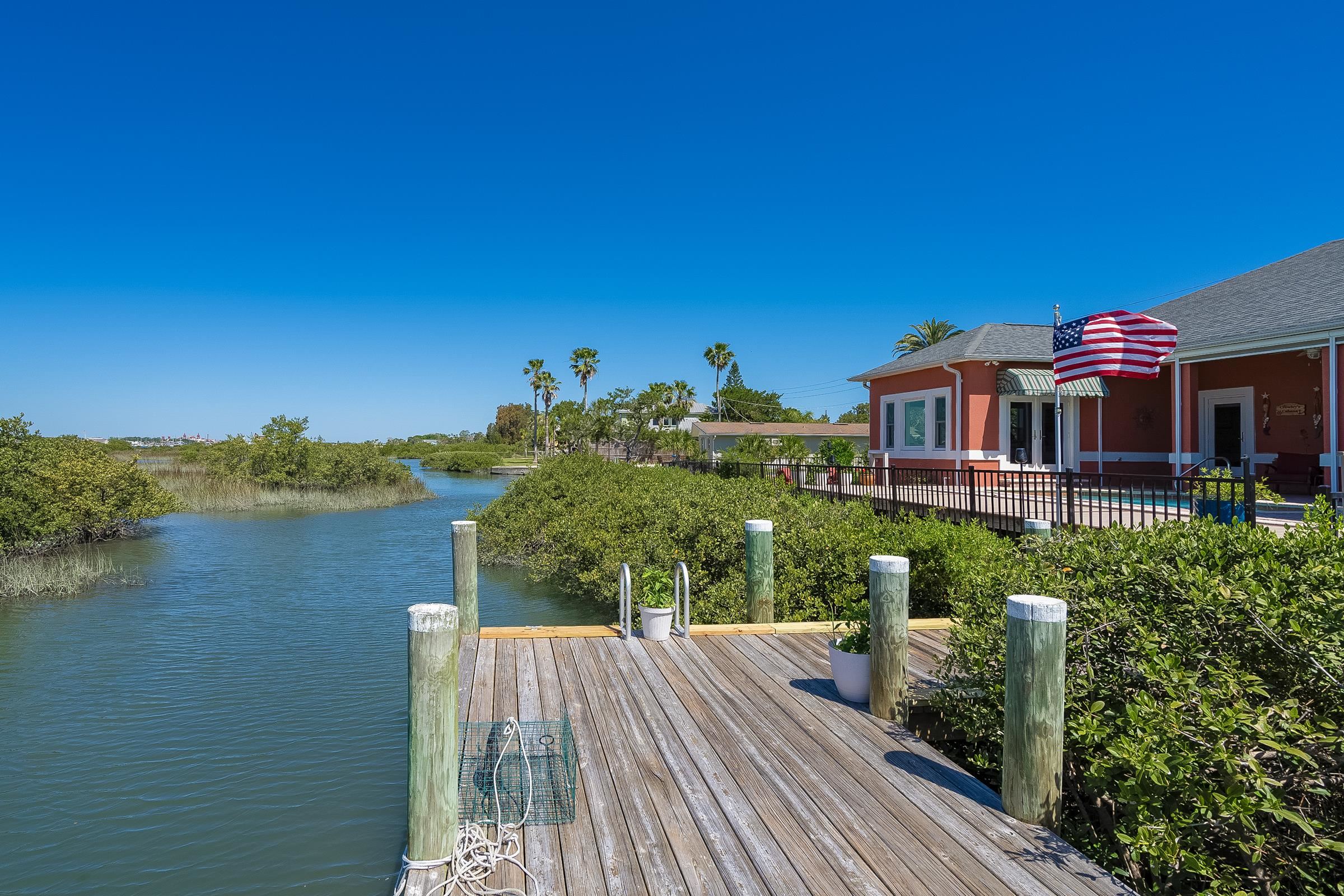 Image 52 of 79 For 219 Coquina Ave