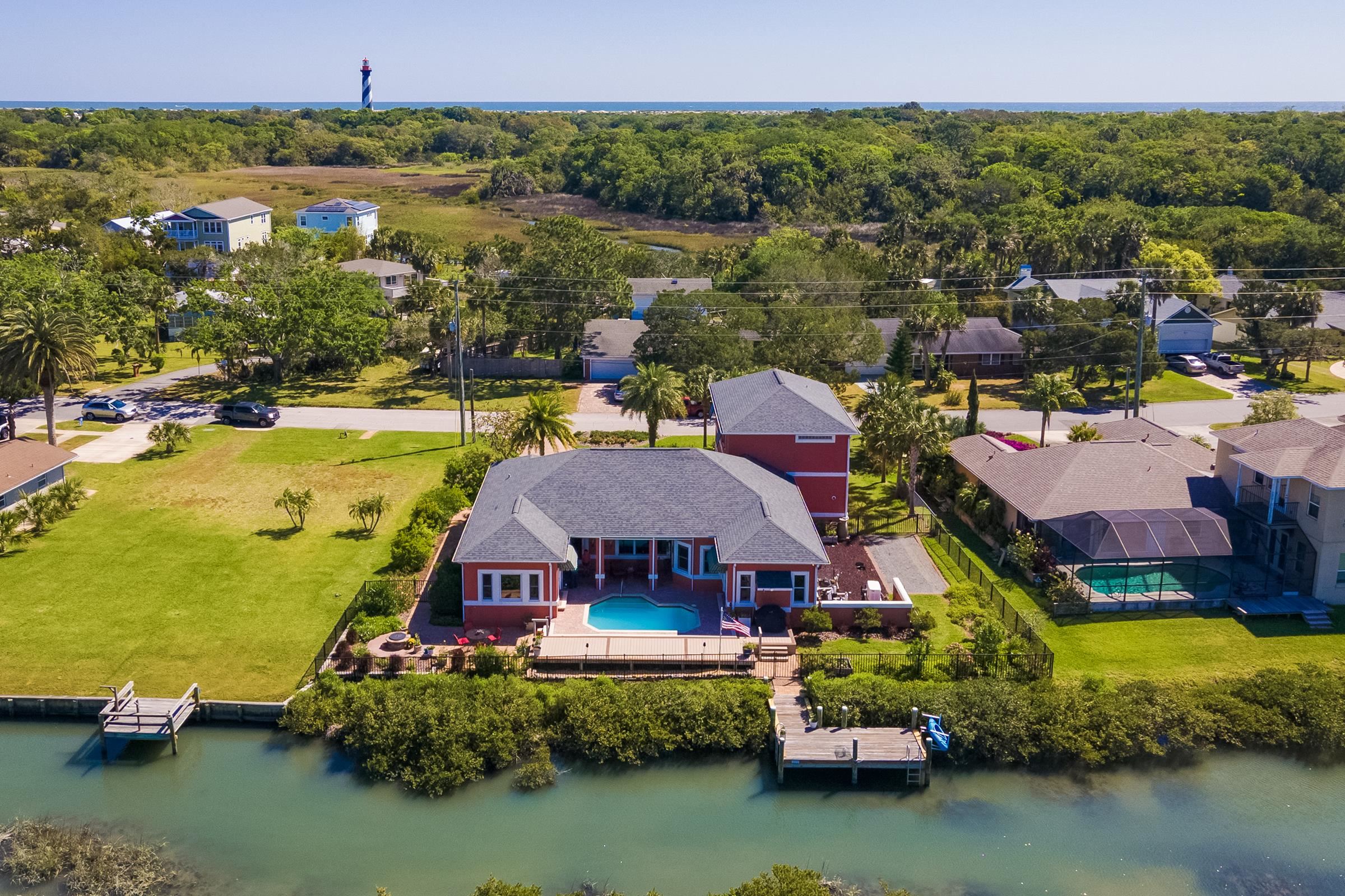 Image 59 of 79 For 219 Coquina Ave