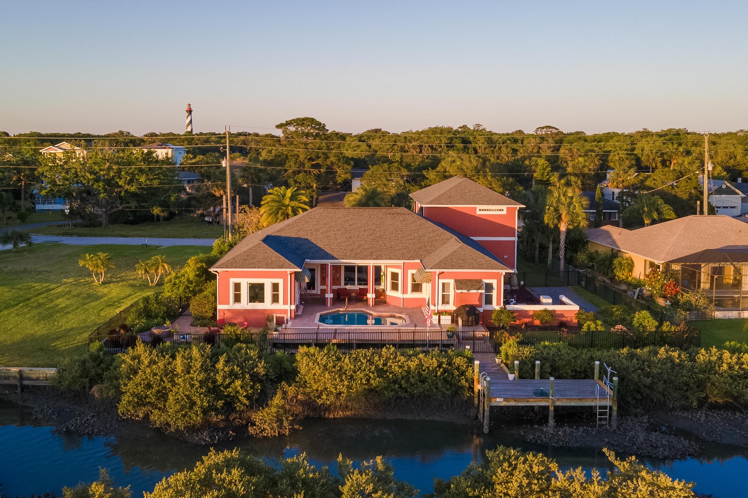 Image 64 of 79 For 219 Coquina Ave