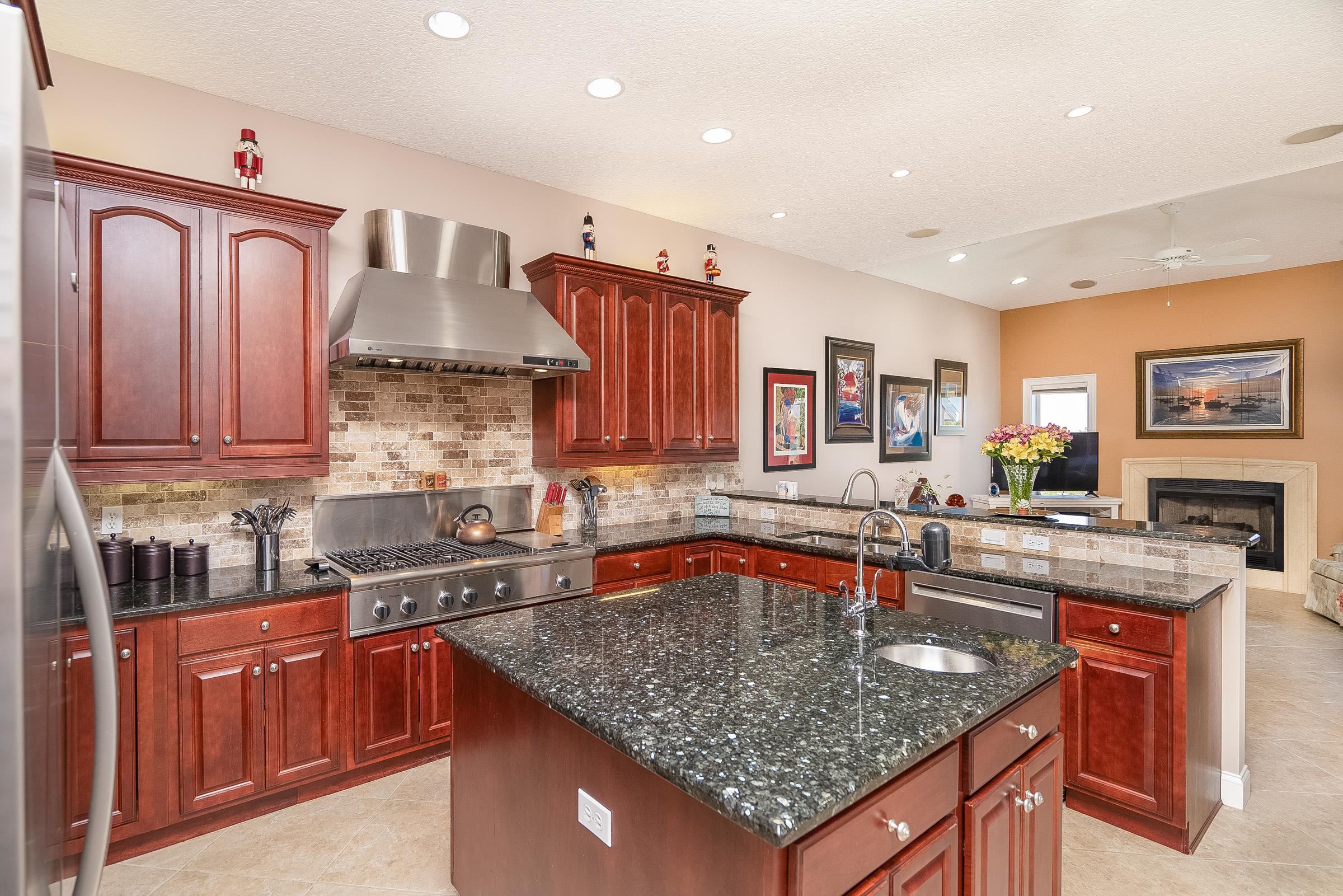Image 7 of 79 For 219 Coquina Ave