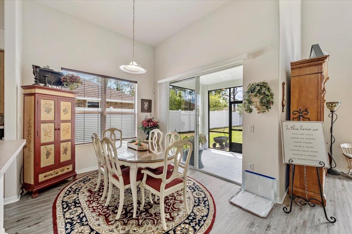 Image 35 of 49 For 21 Whittingham Ln
