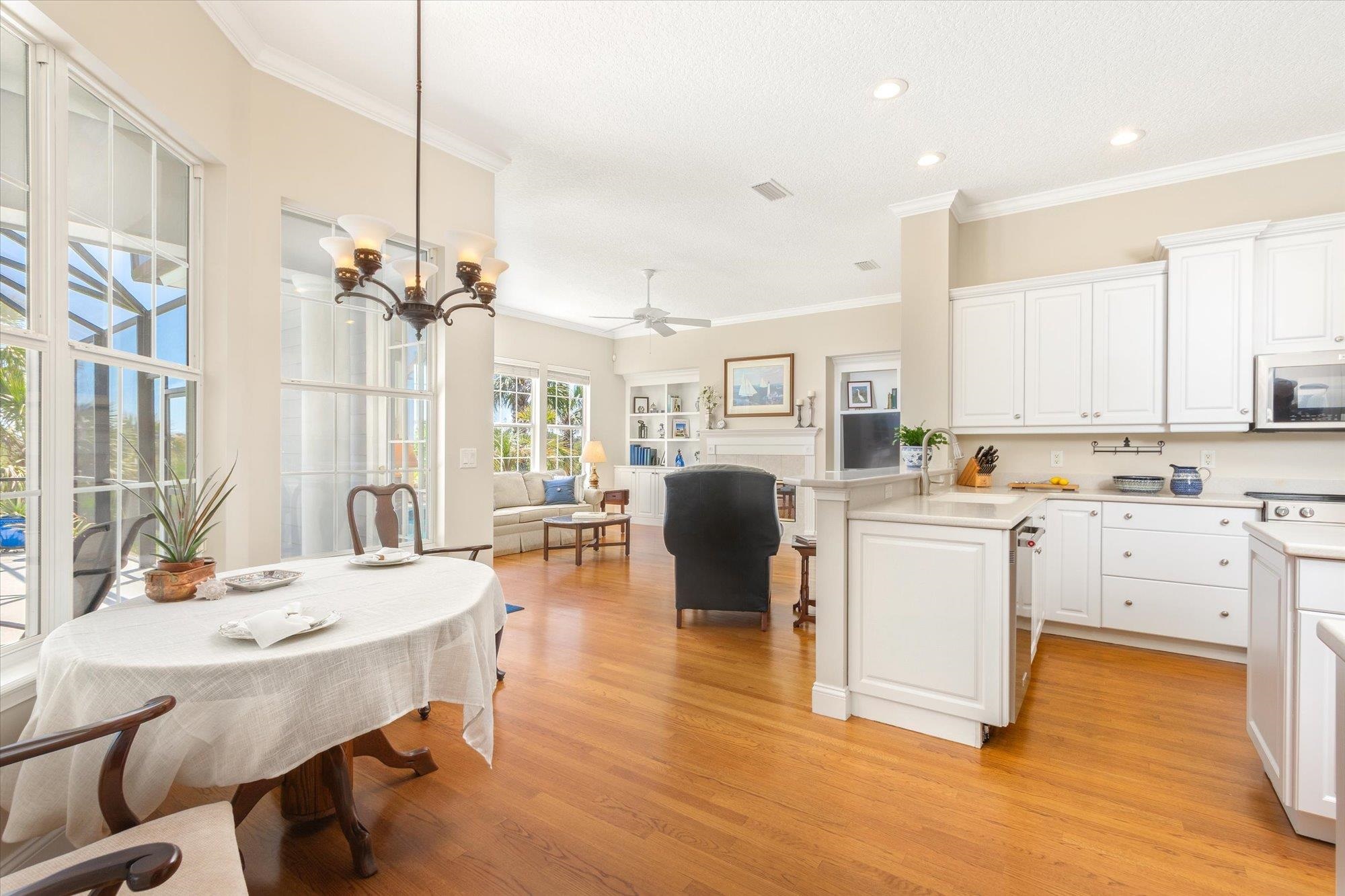 Image 18 of 47 For 187 Spartina Ave