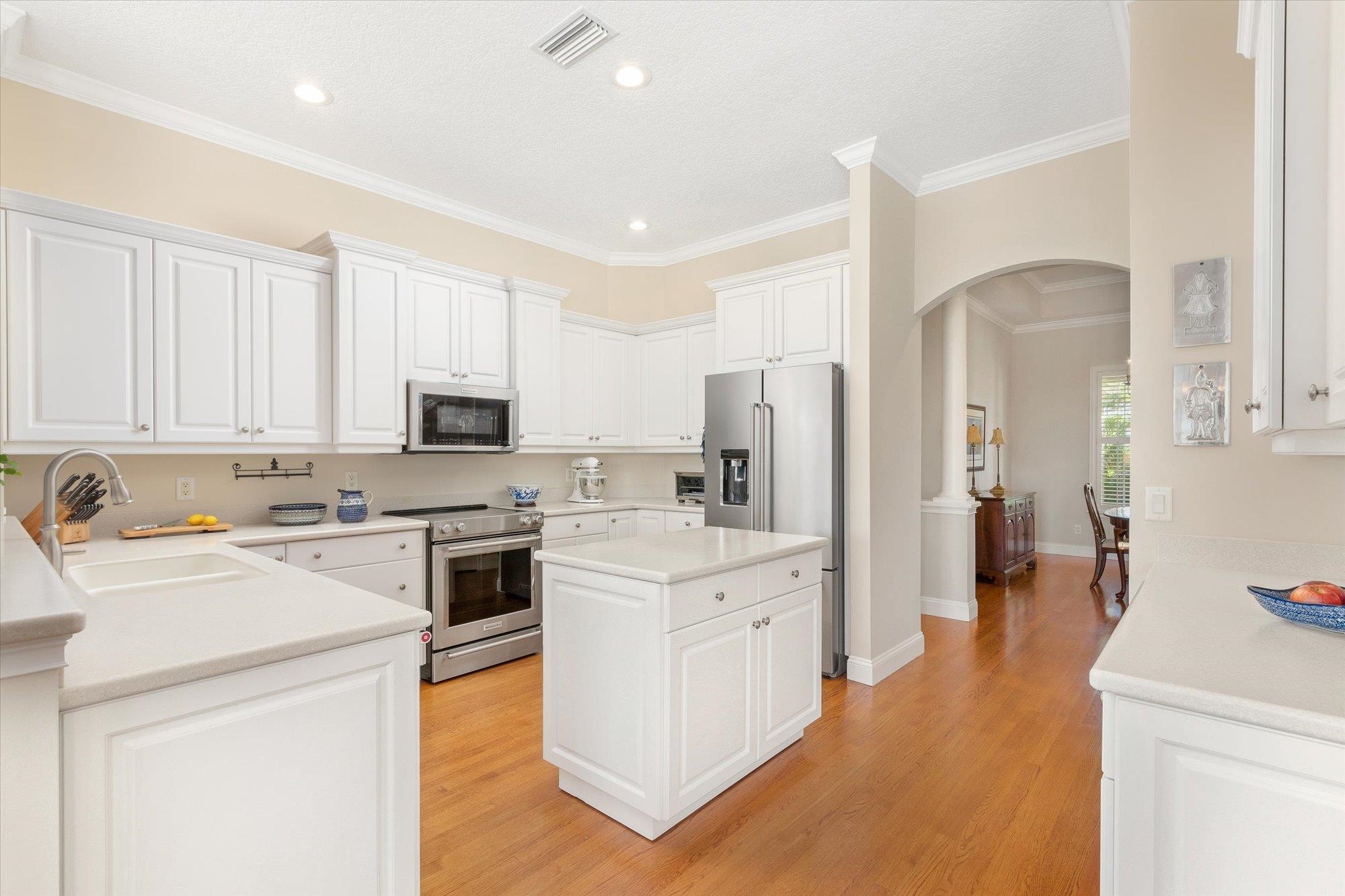 Image 21 of 47 For 187 Spartina Ave