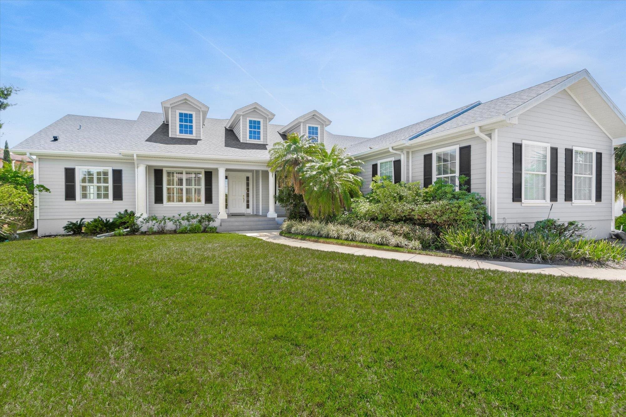 Image 4 of 47 For 187 Spartina Ave
