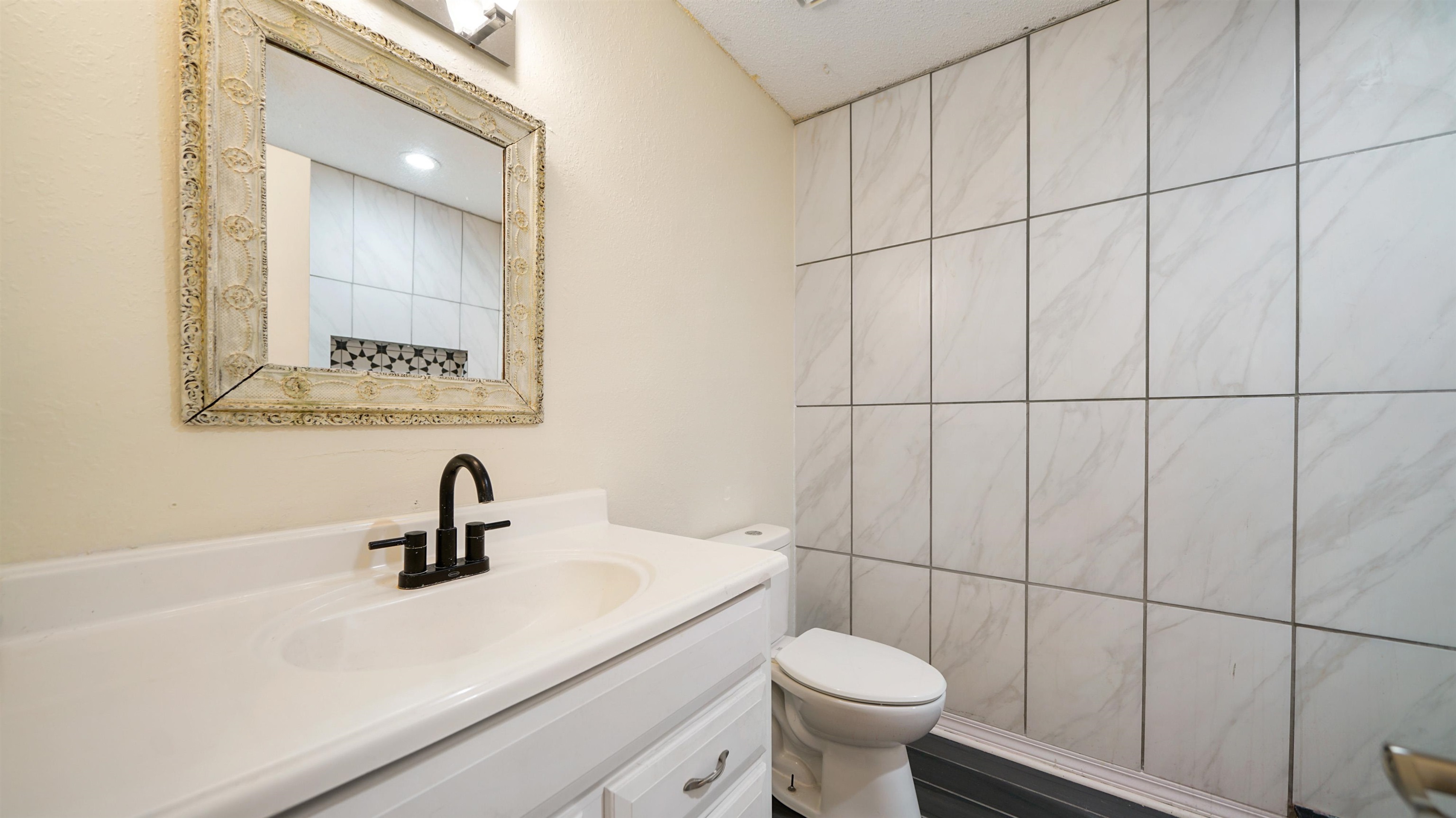 Image 15 of 25 For 791 Assisi Ln  1504