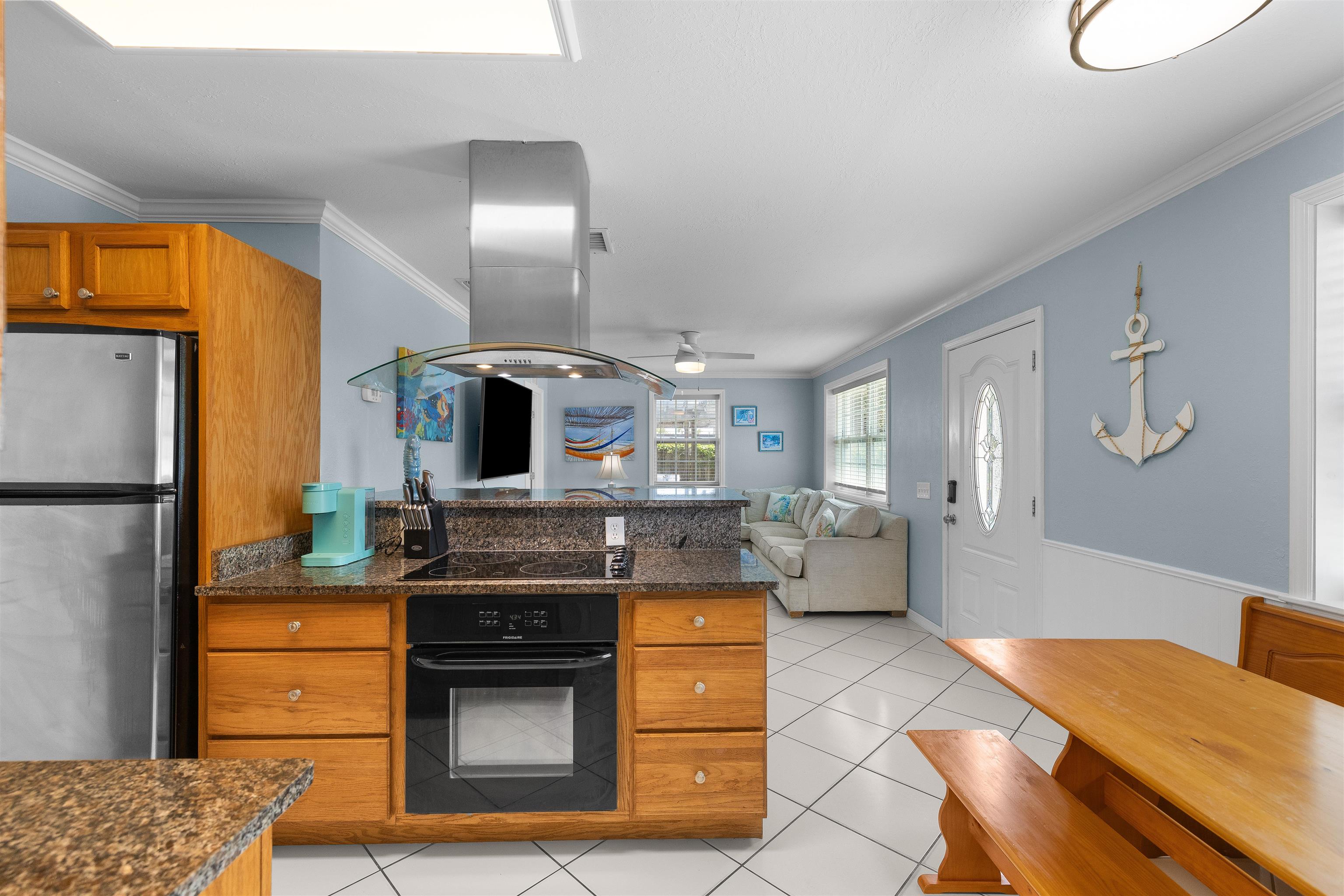 Image 28 of 92 For 12 13th St  