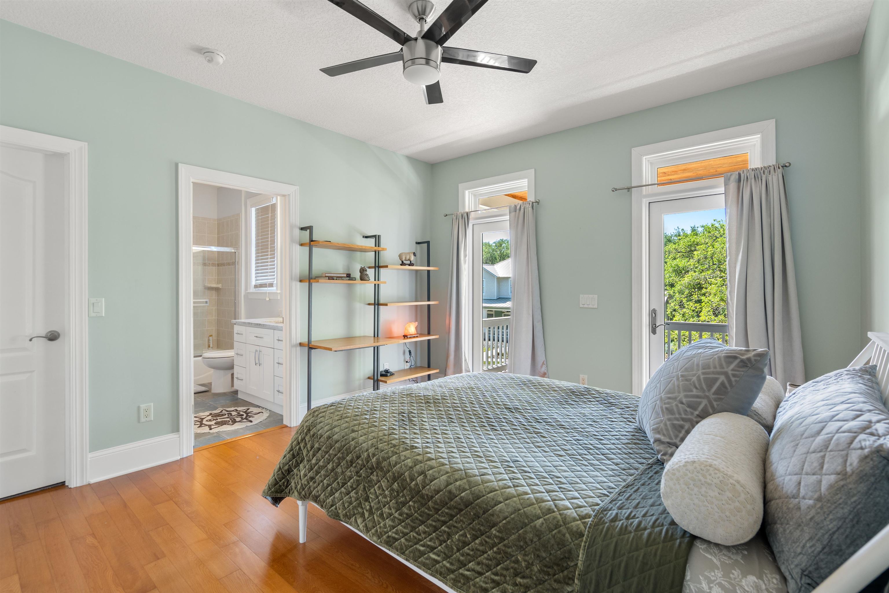 Image 48 of 69 For 1000 Sea Forest Ln