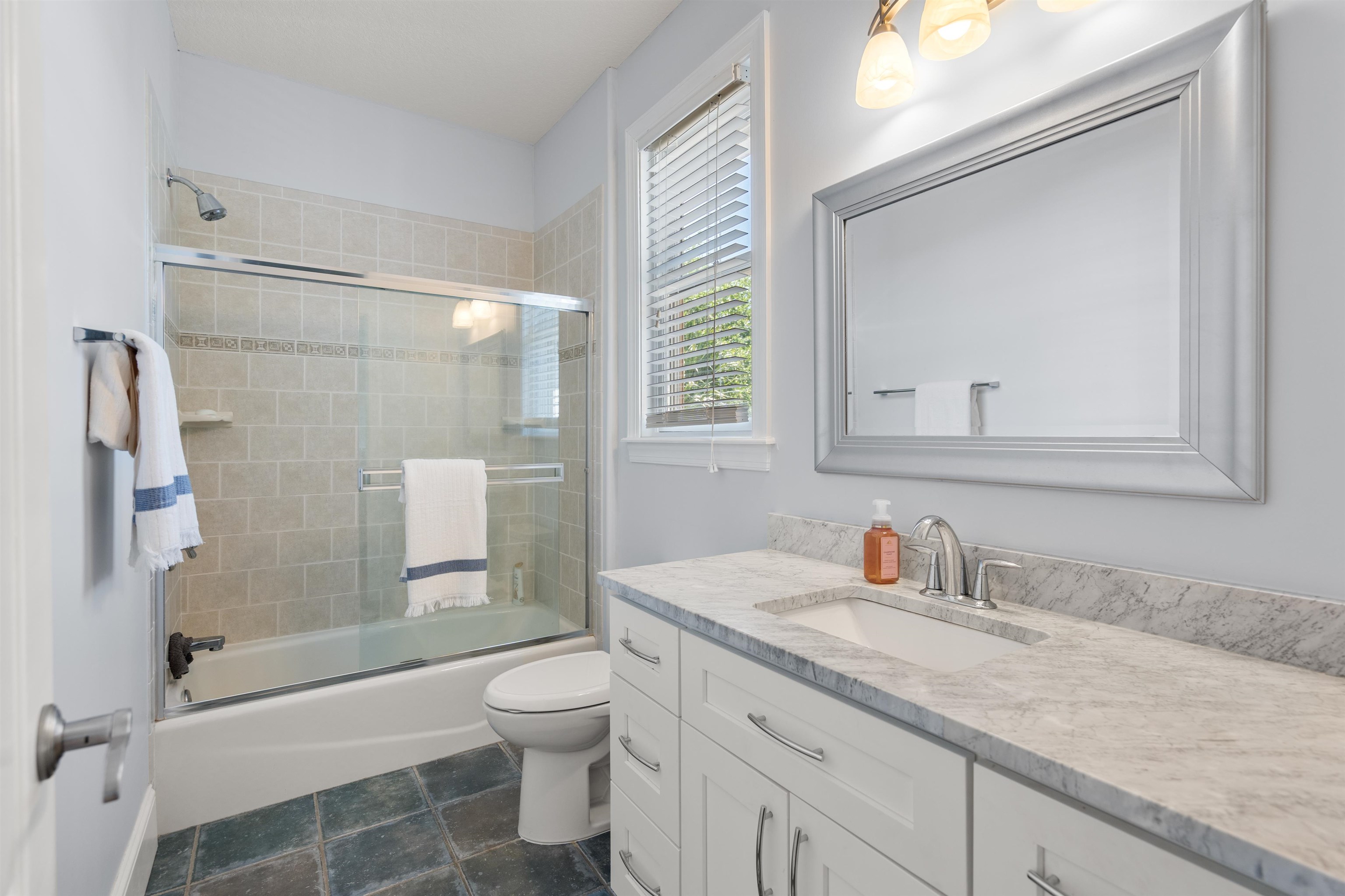 Image 49 of 69 For 1000 Sea Forest Ln