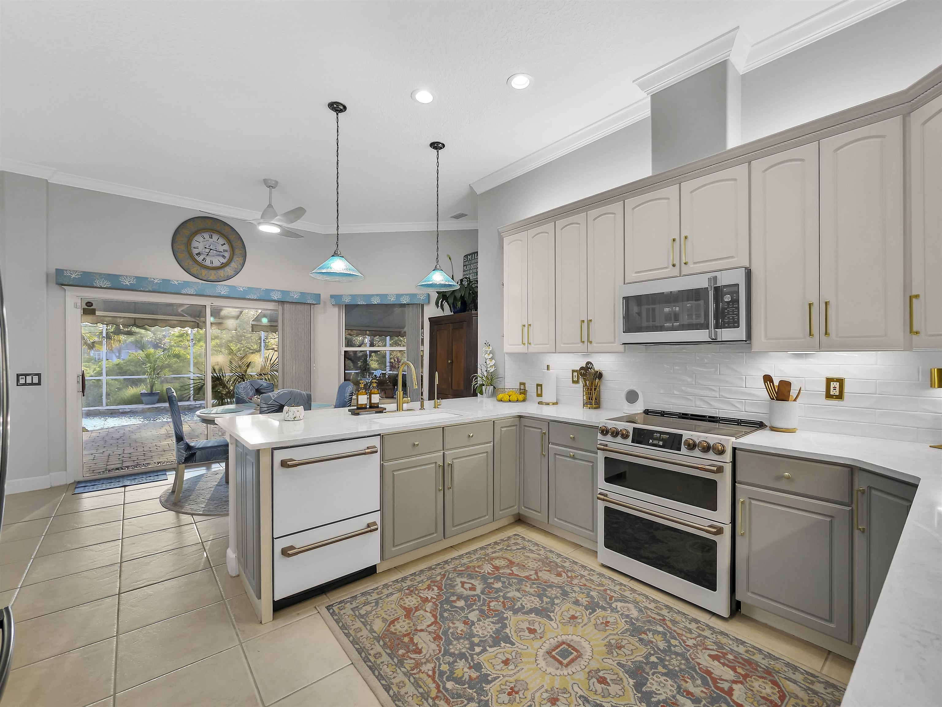 Image 15 of 56 For 245 Fiddlers Point Dr