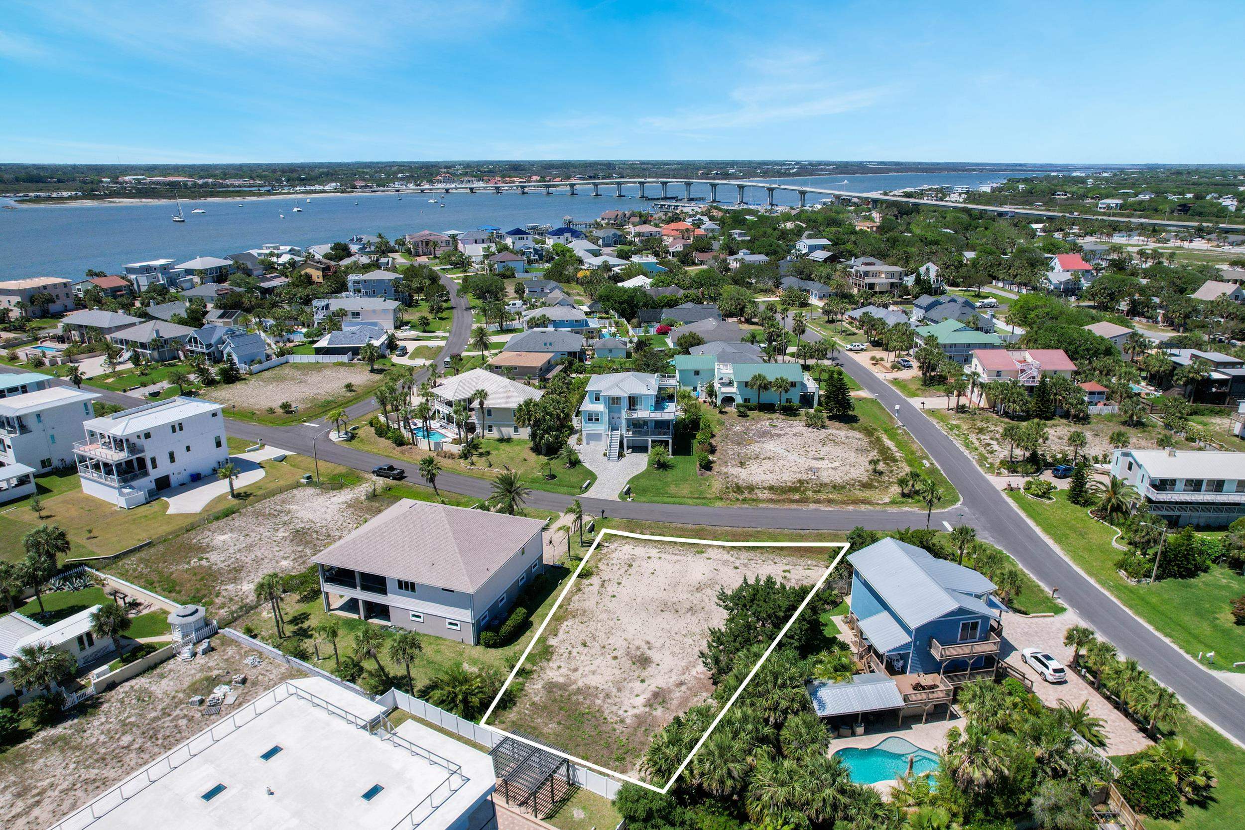 Image 10 of 12 For 209 Outrigger Way
