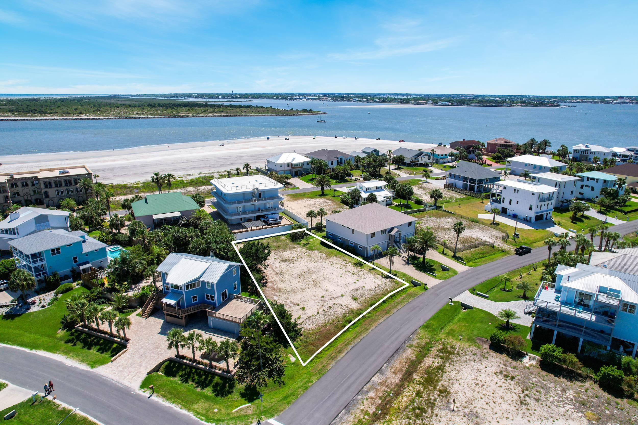 Image 3 of 12 For 209 Outrigger Way