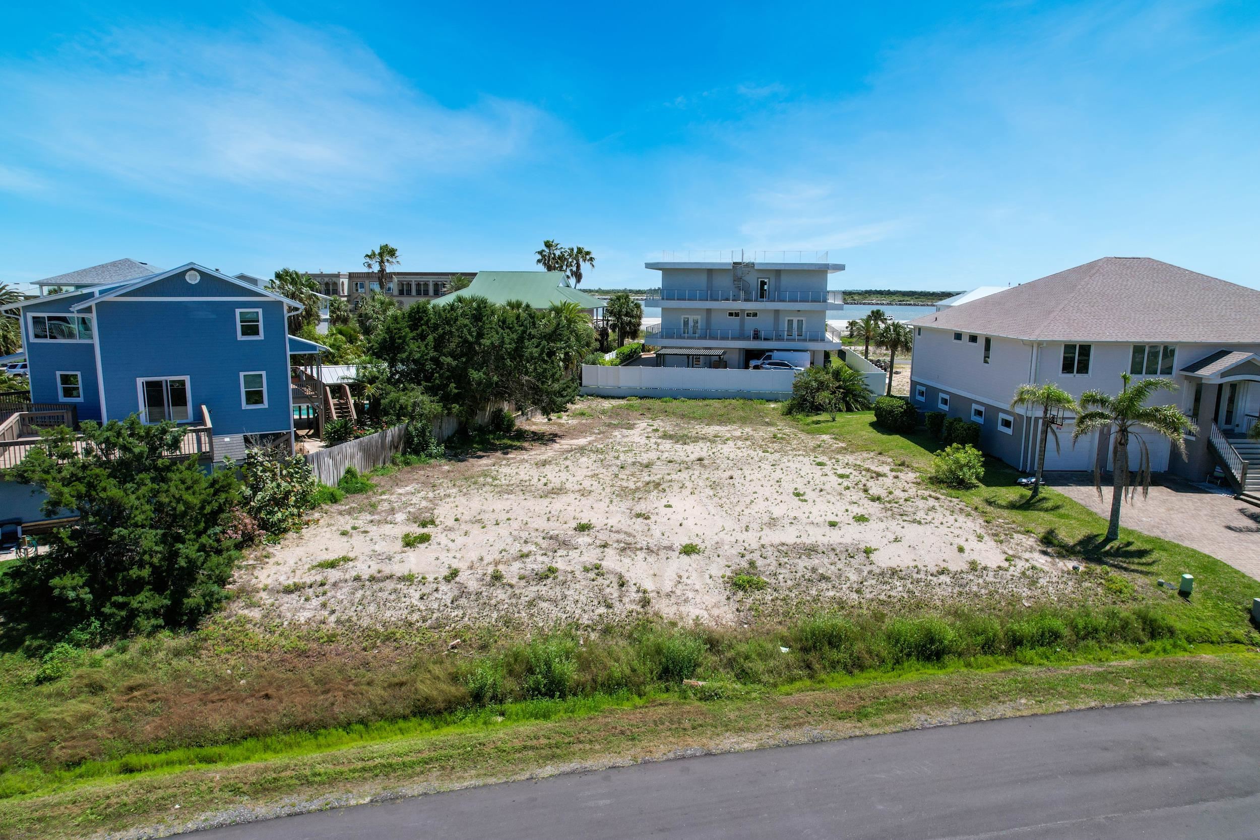 Image 8 of 12 For 209 Outrigger Way