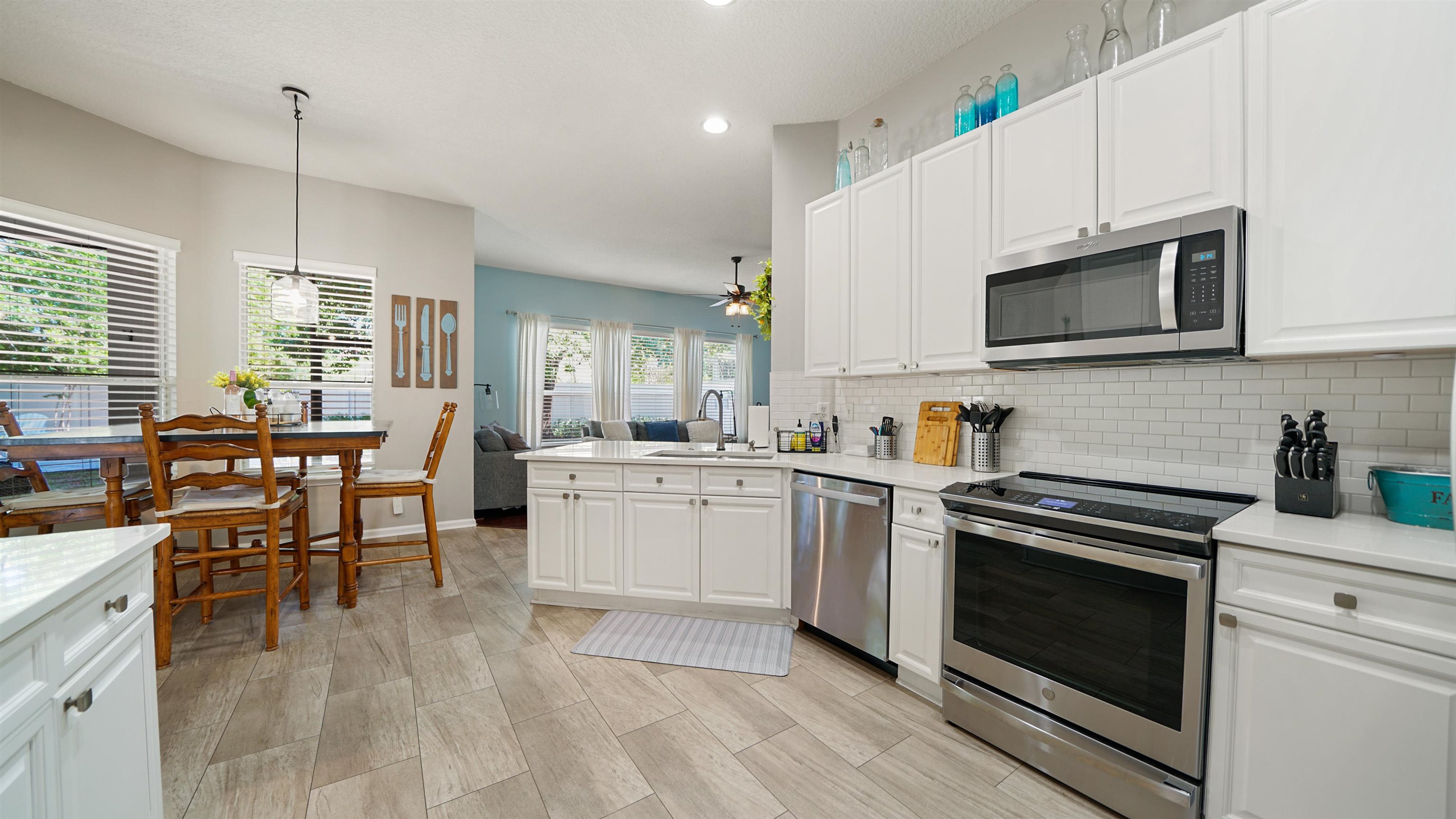 Image 10 of 53 For 1205 Althaea Pl