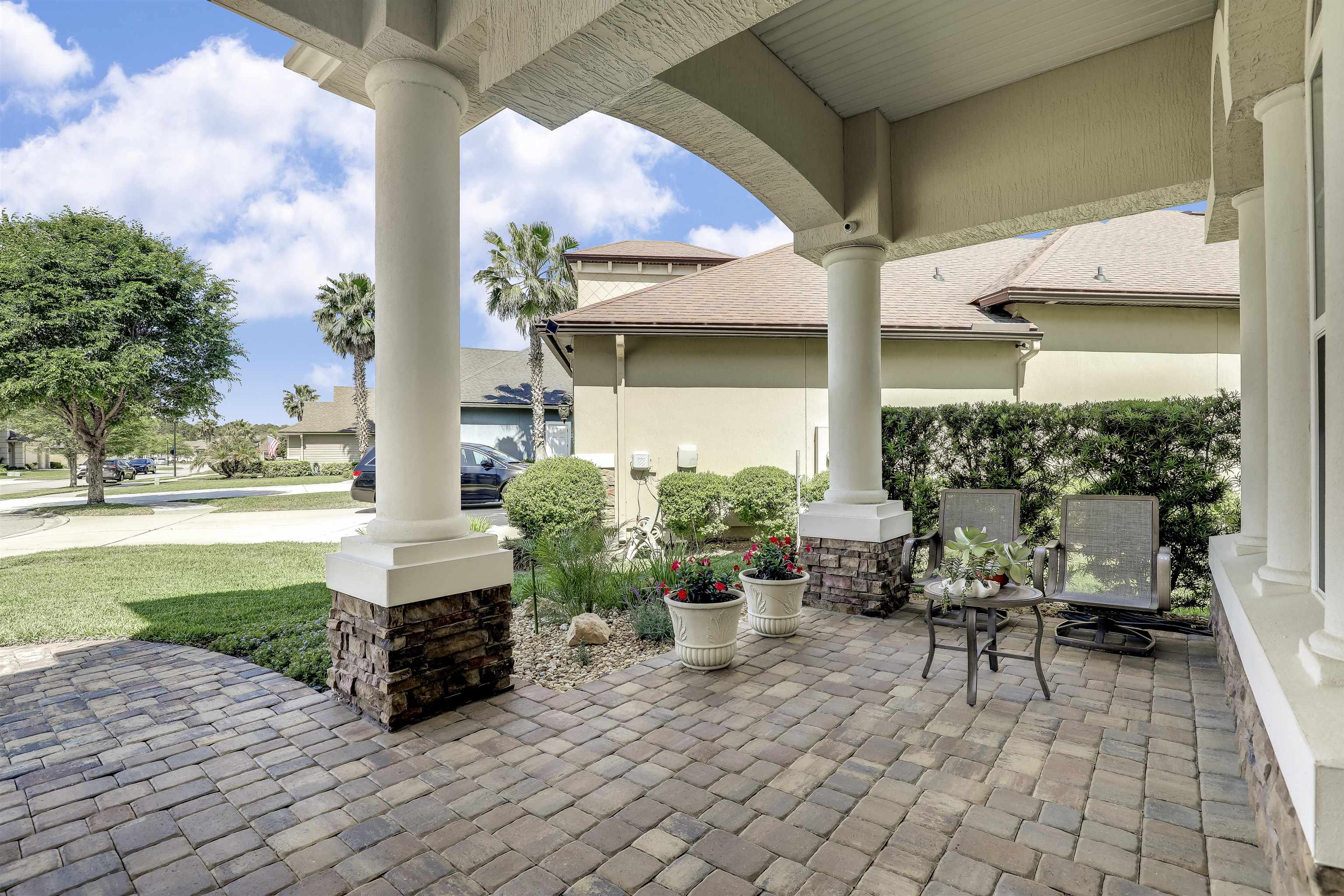 Image 10 of 68 For 45 King Palm Ct