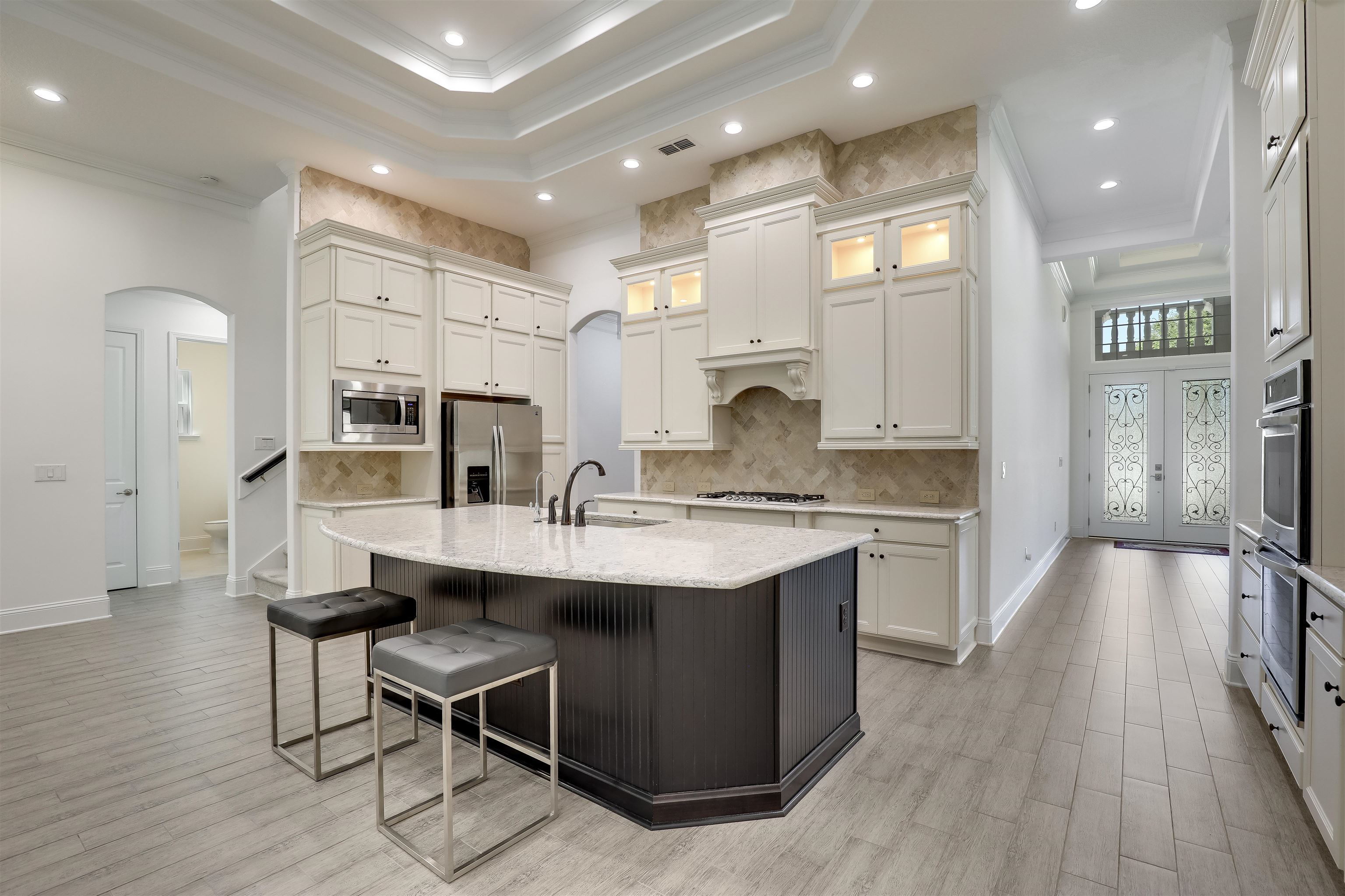 Image 3 of 68 For 45 King Palm Ct
