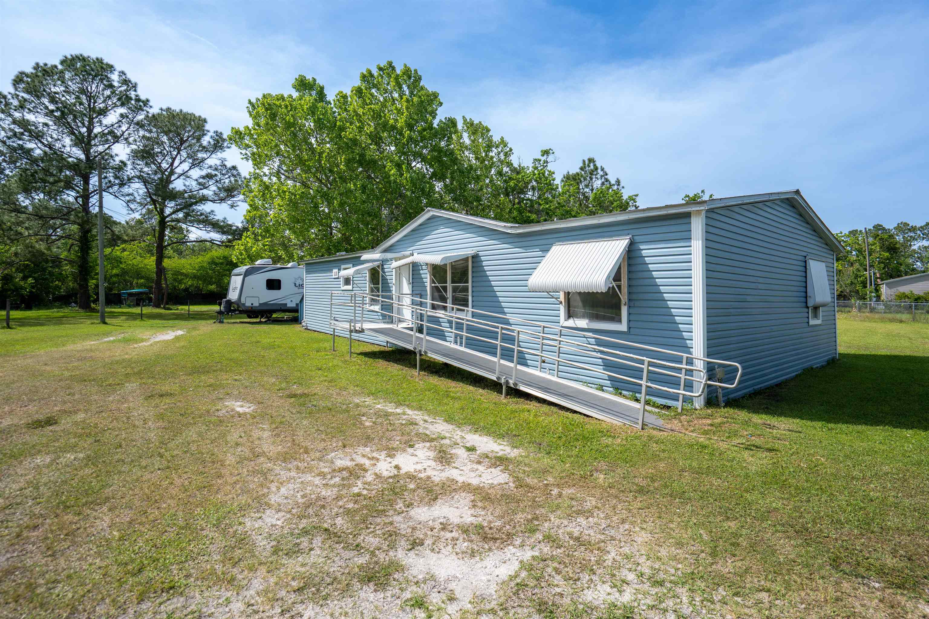 Image 4 of 23 For 3140 Raulerson Rd E