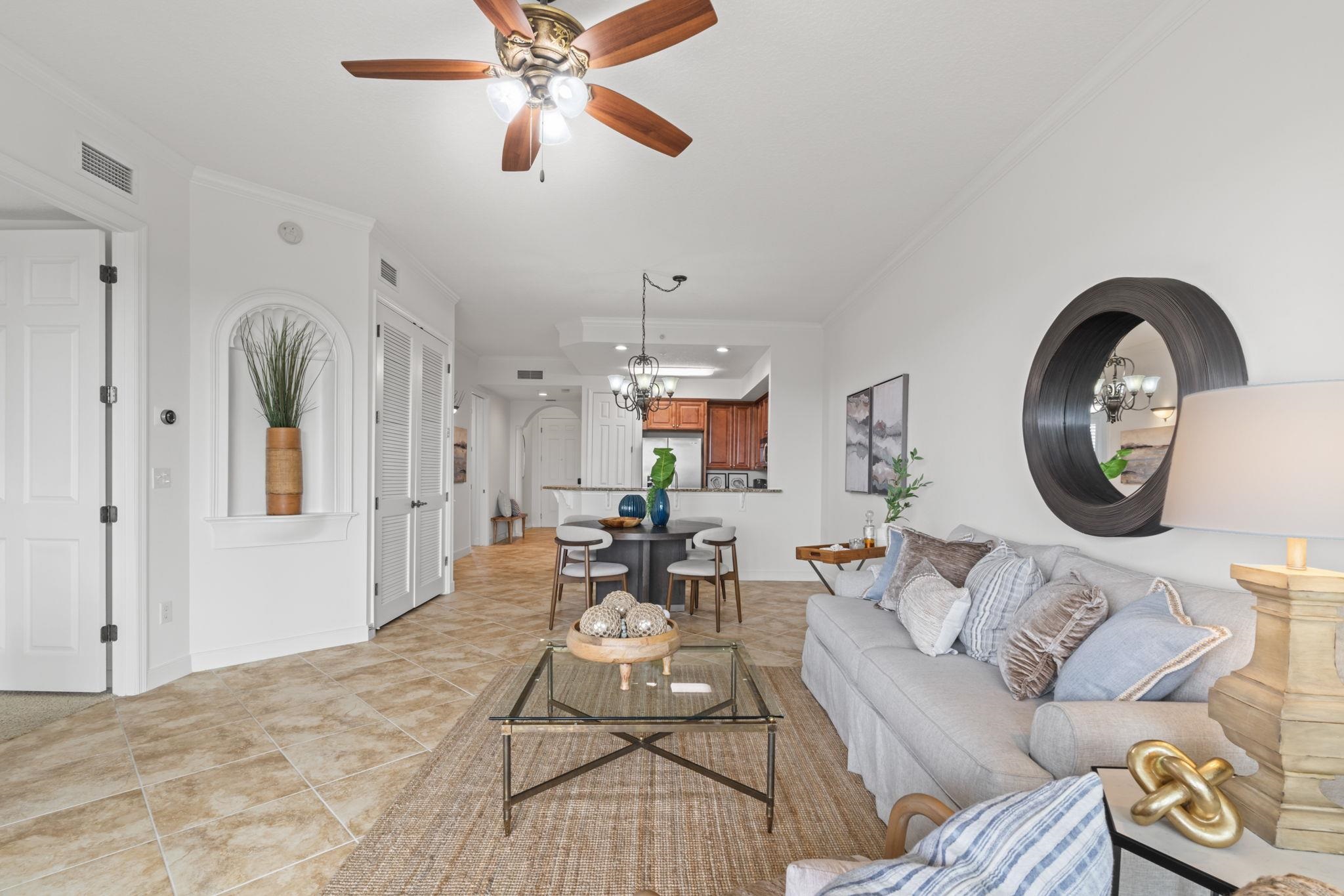Image 18 of 61 For 170 Pantano Cay Blvd  4202