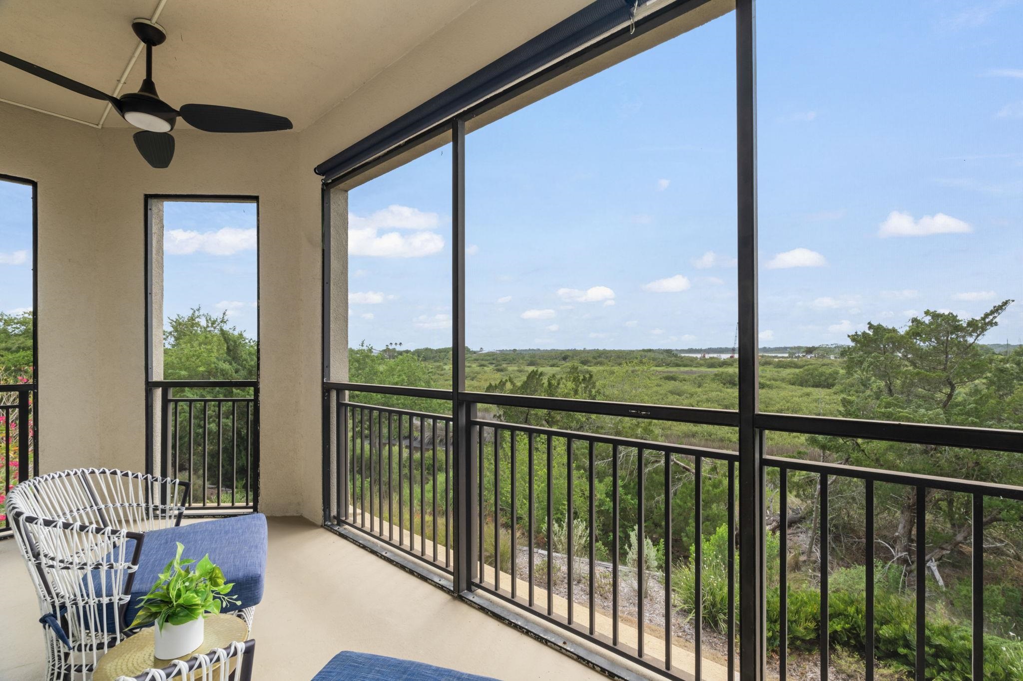 Image 3 of 61 For 170 Pantano Cay Blvd  4202