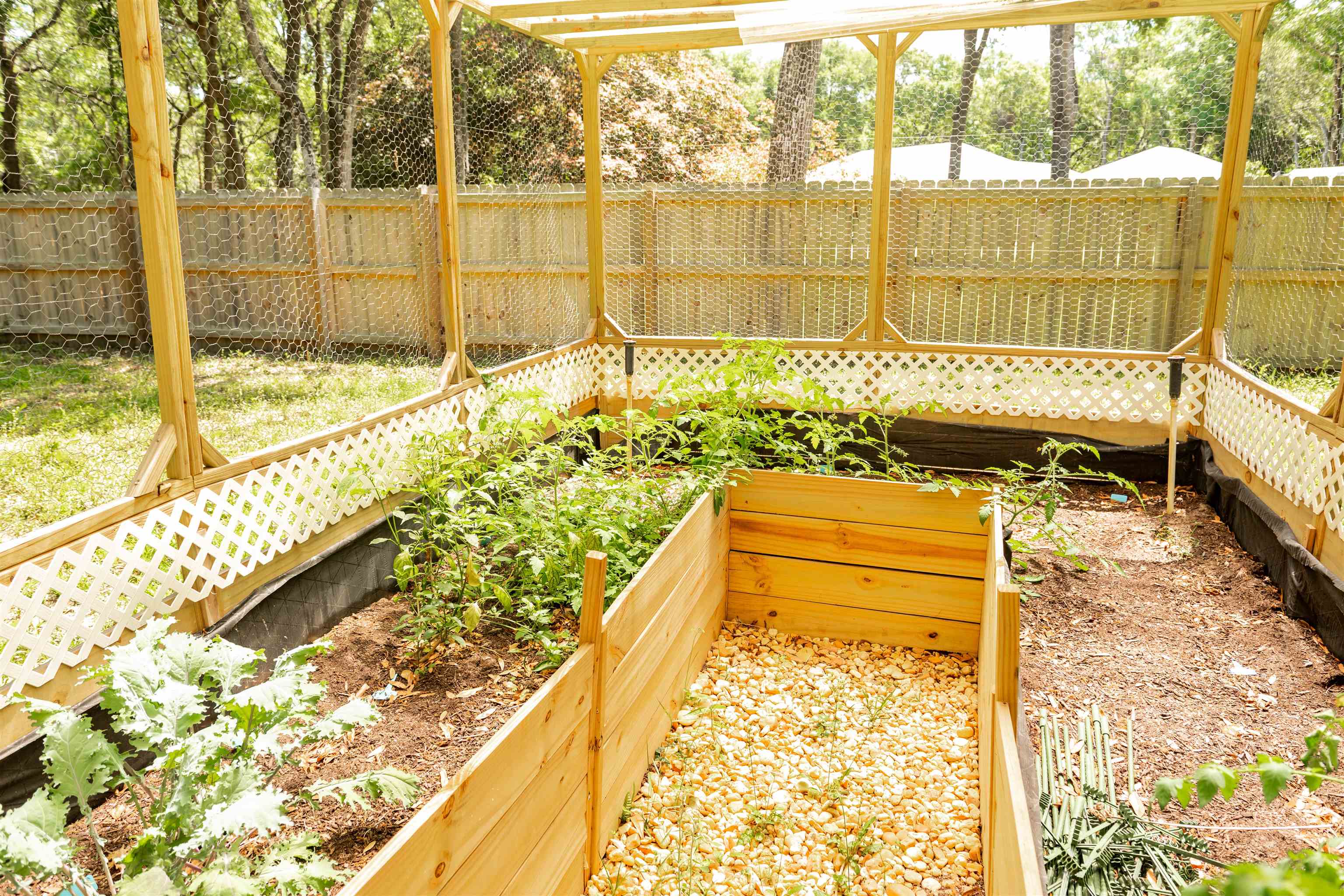 Image 12 of 49 For 2950 Kings Rd
