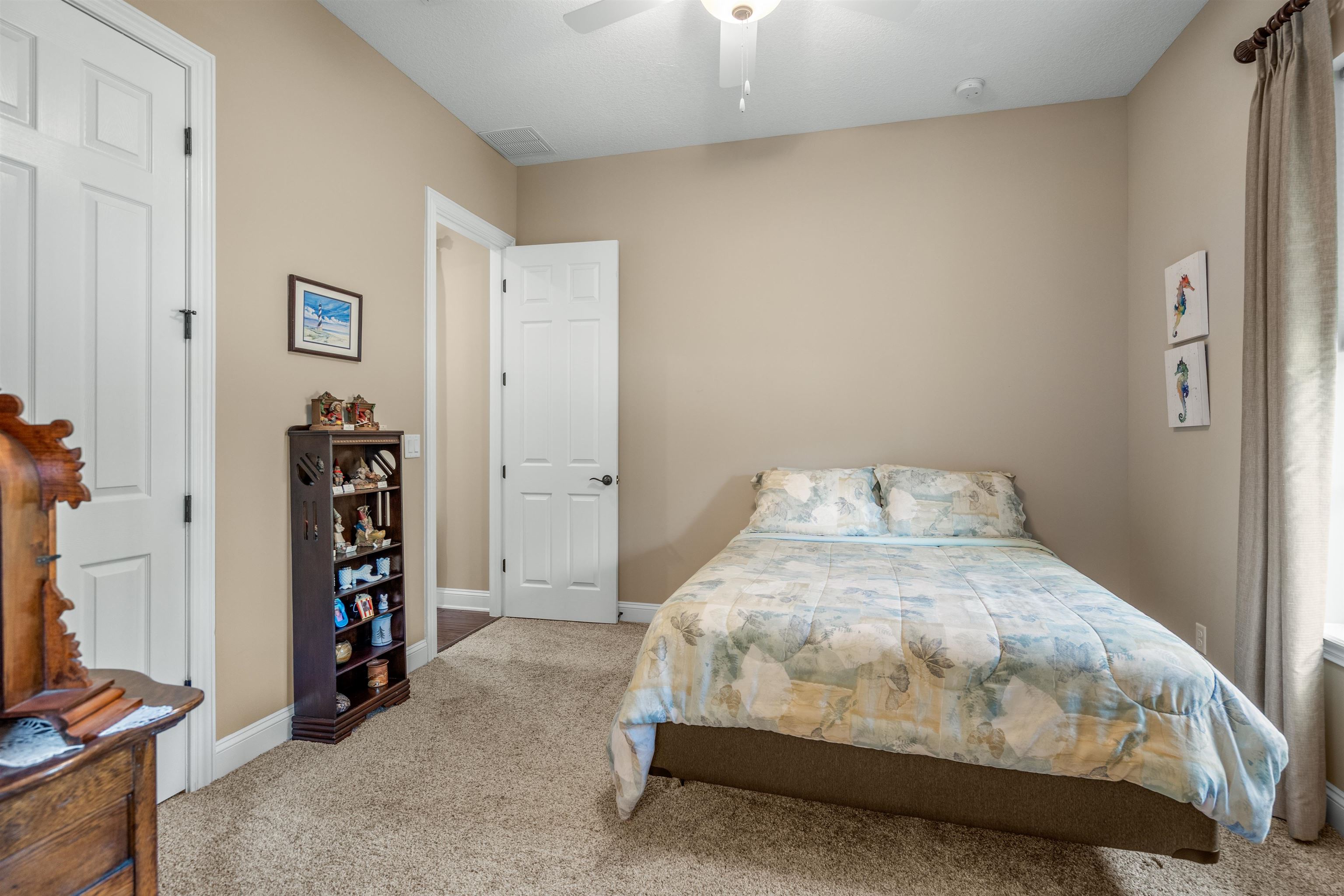 Image 35 of 64 For 41 Broadleaf Ln