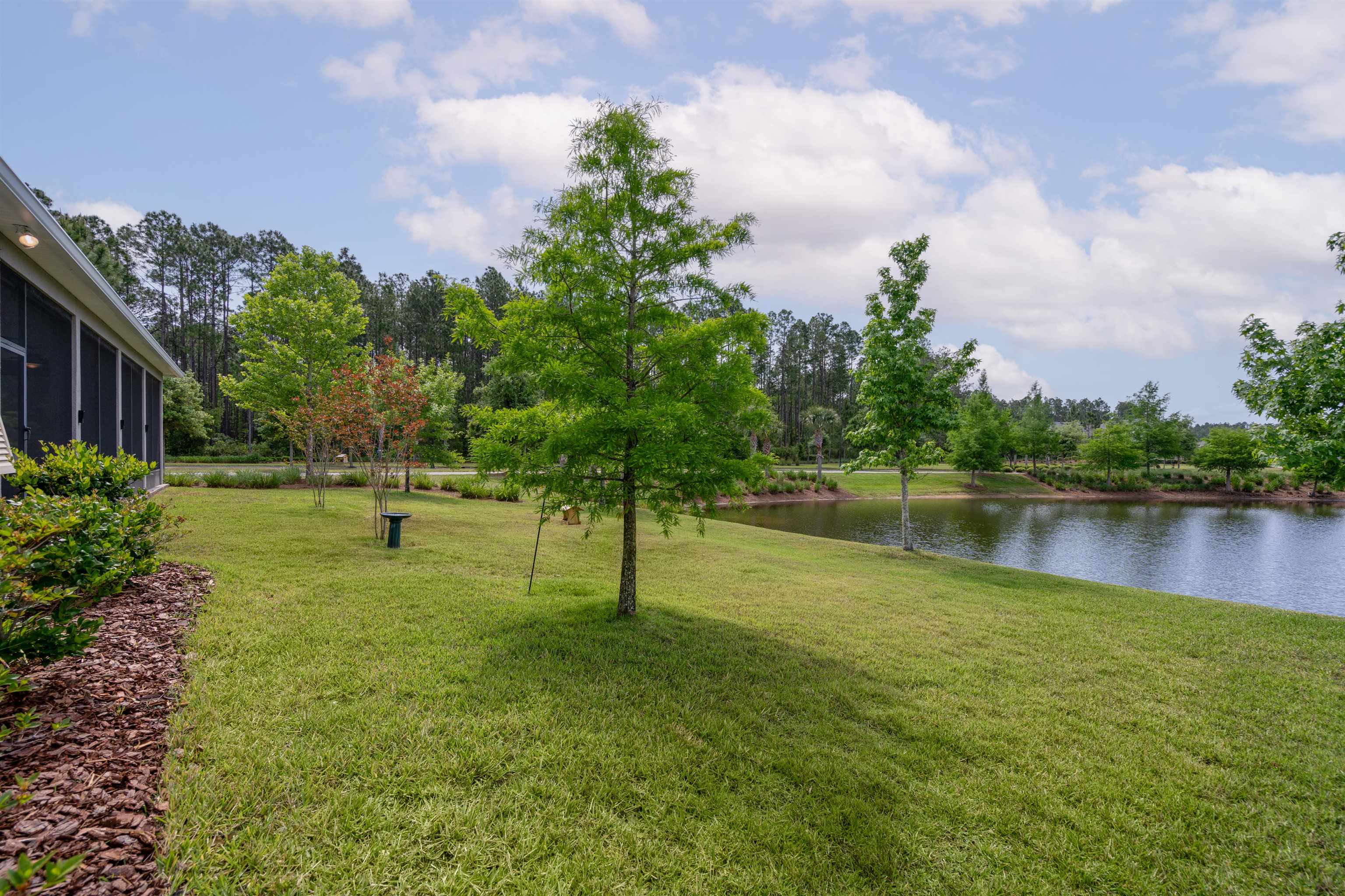 Image 40 of 64 For 41 Broadleaf Ln