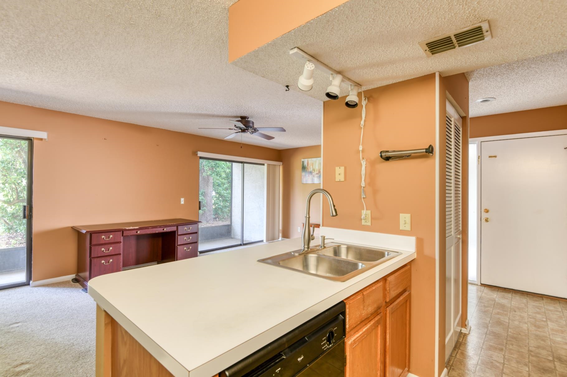 Image 13 of 22 For 27 Catalonia Ct