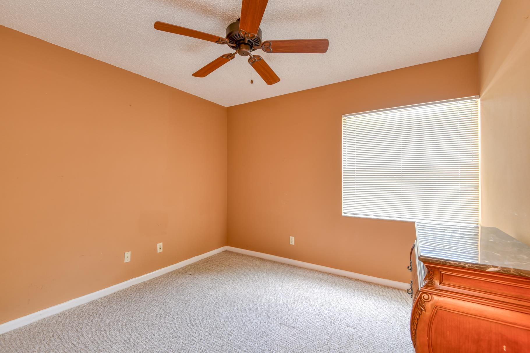 Image 14 of 22 For 27 Catalonia Ct