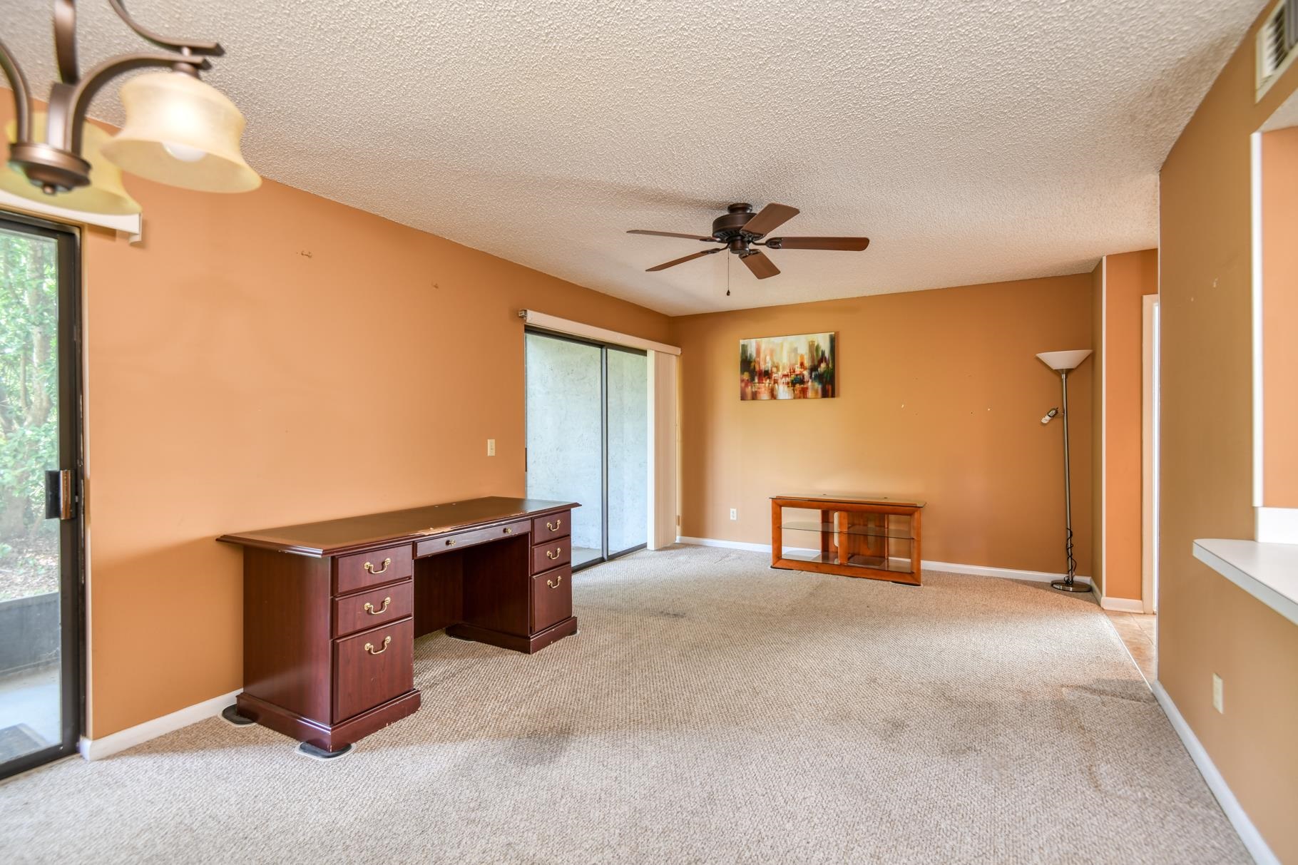 Image 8 of 22 For 27 Catalonia Ct