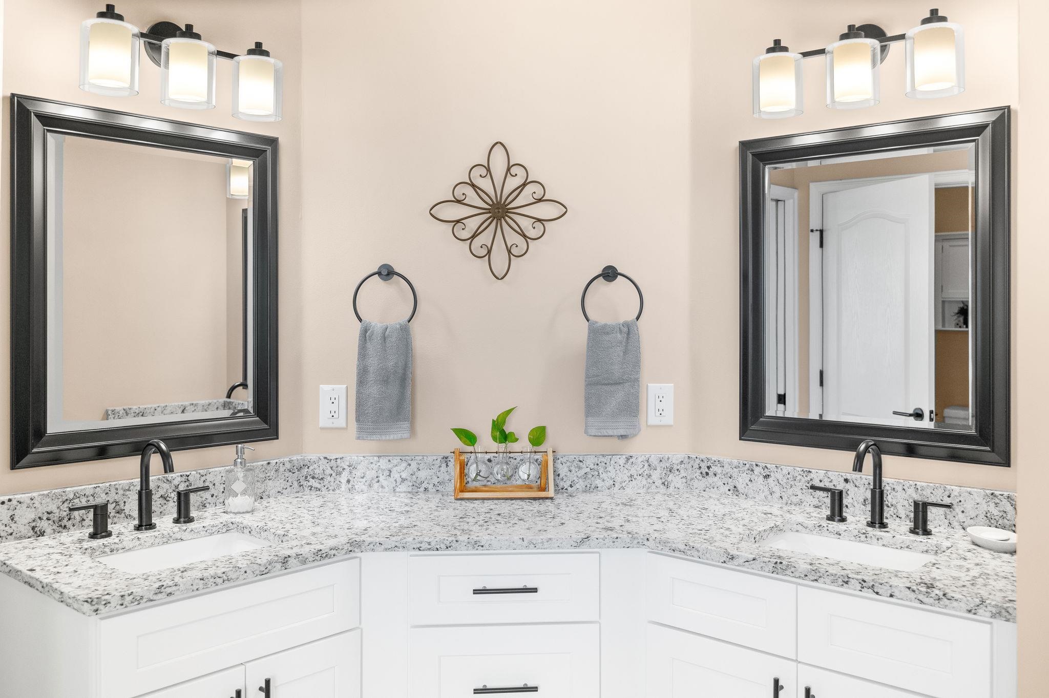 Image 36 of 100 For 1861 Cappero Dr S