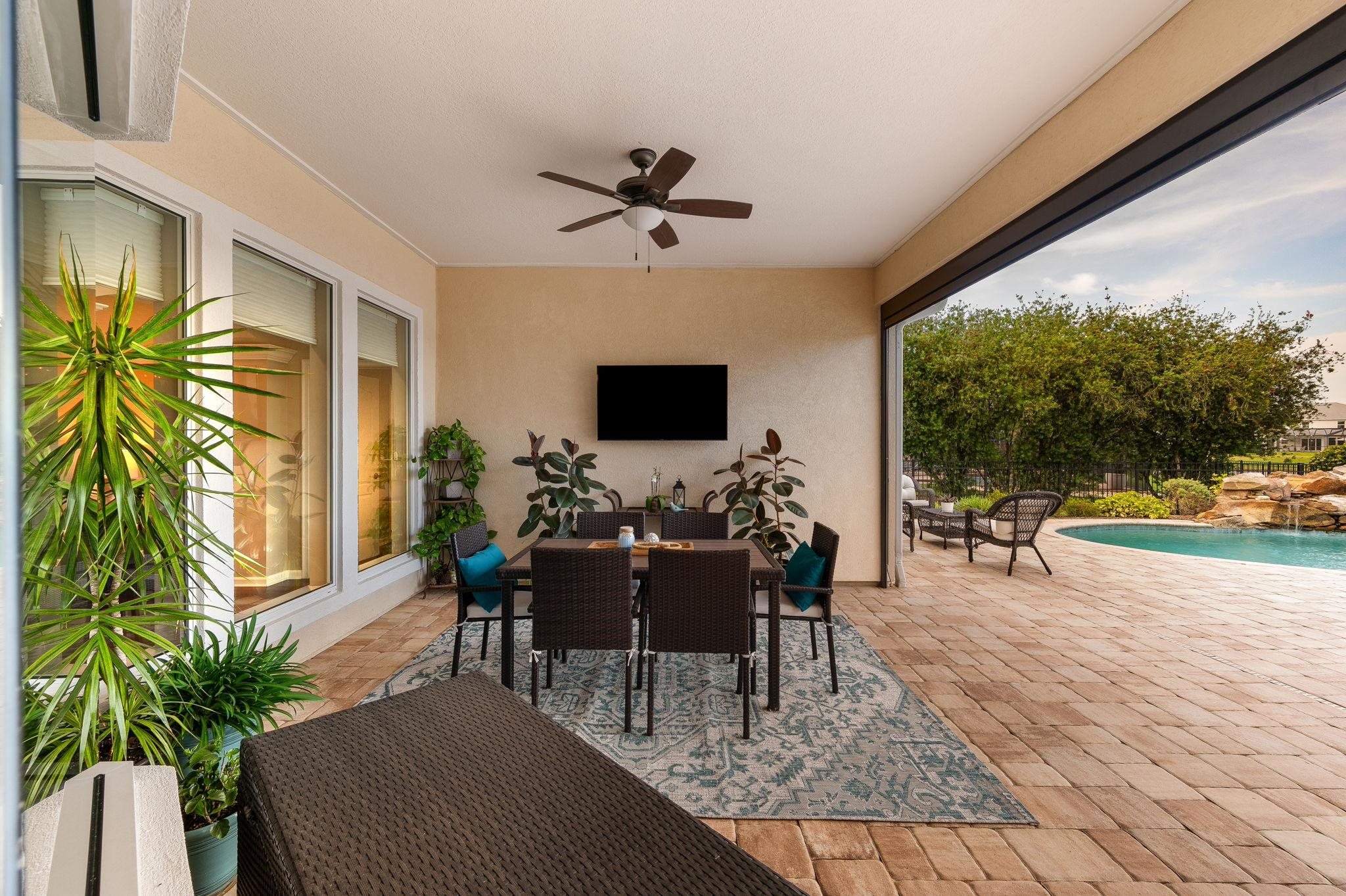 Image 61 of 100 For 1861 Cappero Dr S