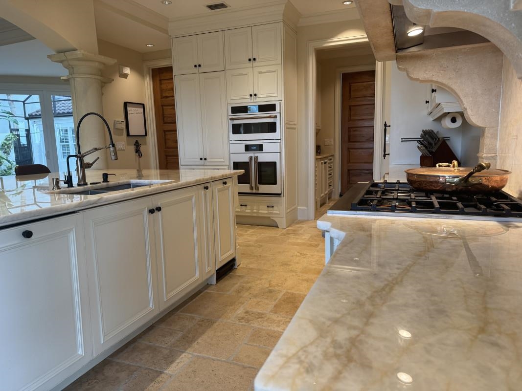 Image 8 of 24 For 24586 Harbour View Dr
