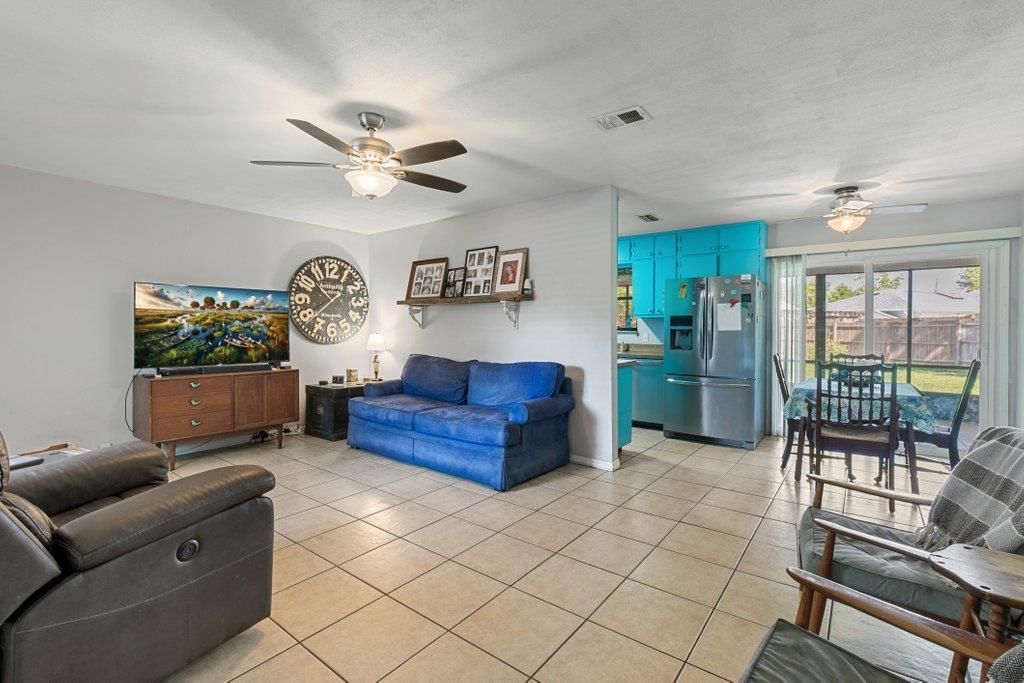 Image 11 of 37 For 3644 Fort Peyton Cir