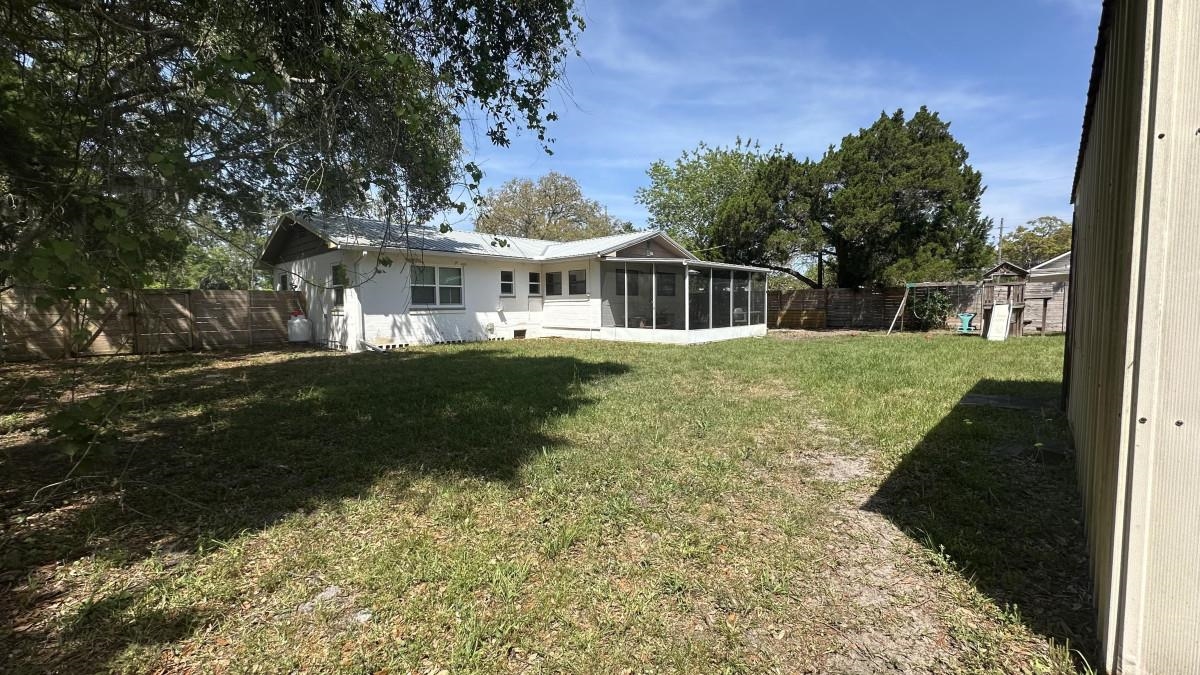 Image 4 of 7 For 4208 Vermont Blvd